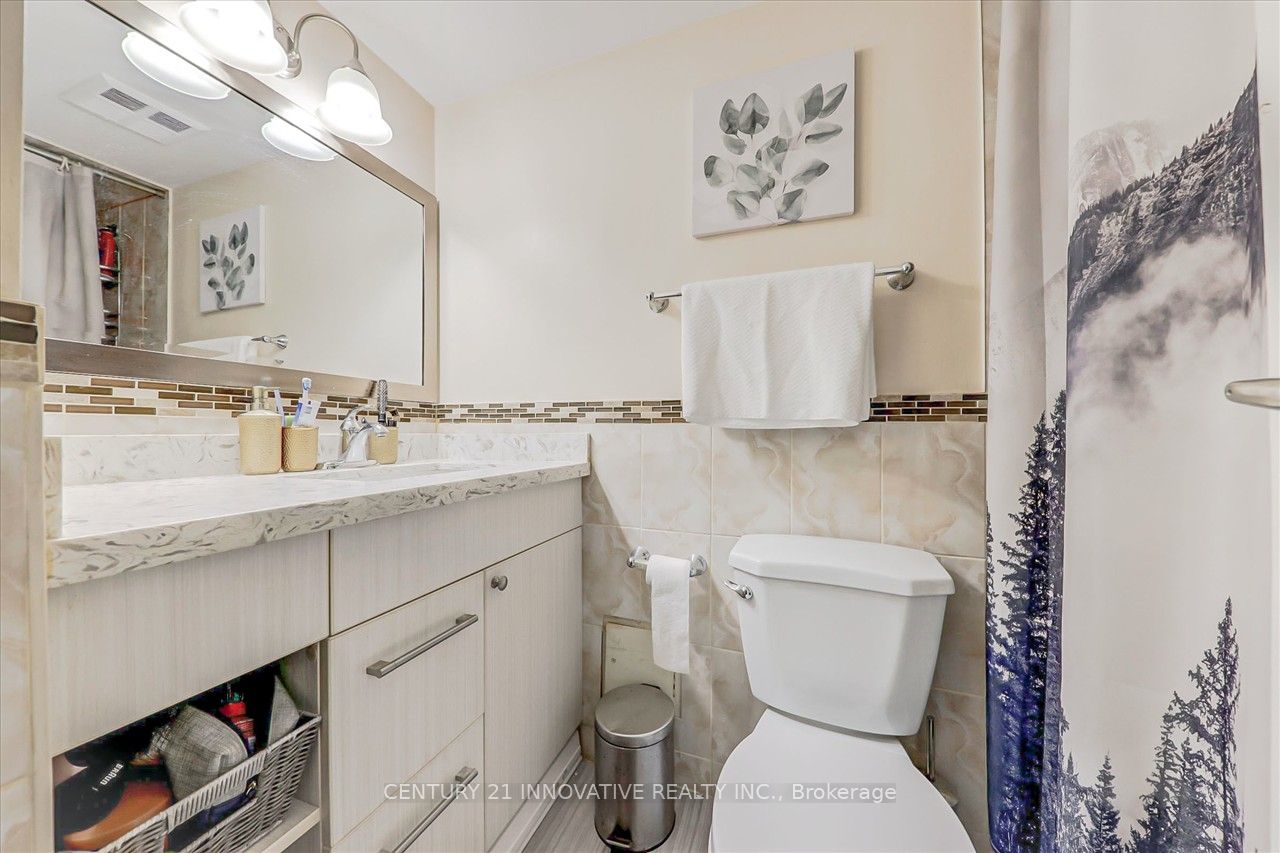 10 Markbrook Lane, #1004