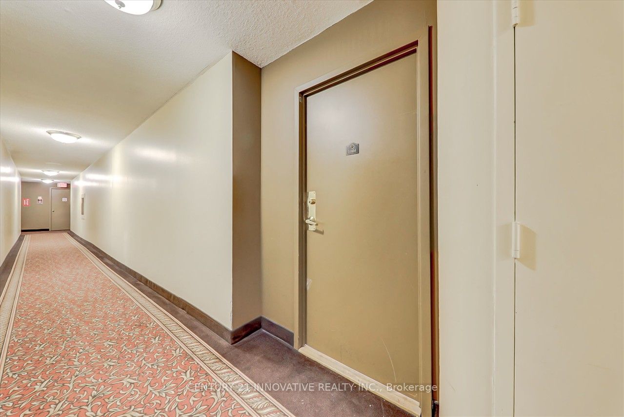 10 Markbrook Lane, #1004