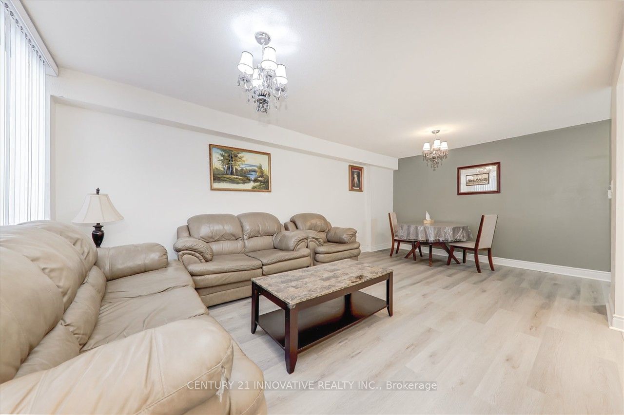 10 Markbrook Lane, #1004