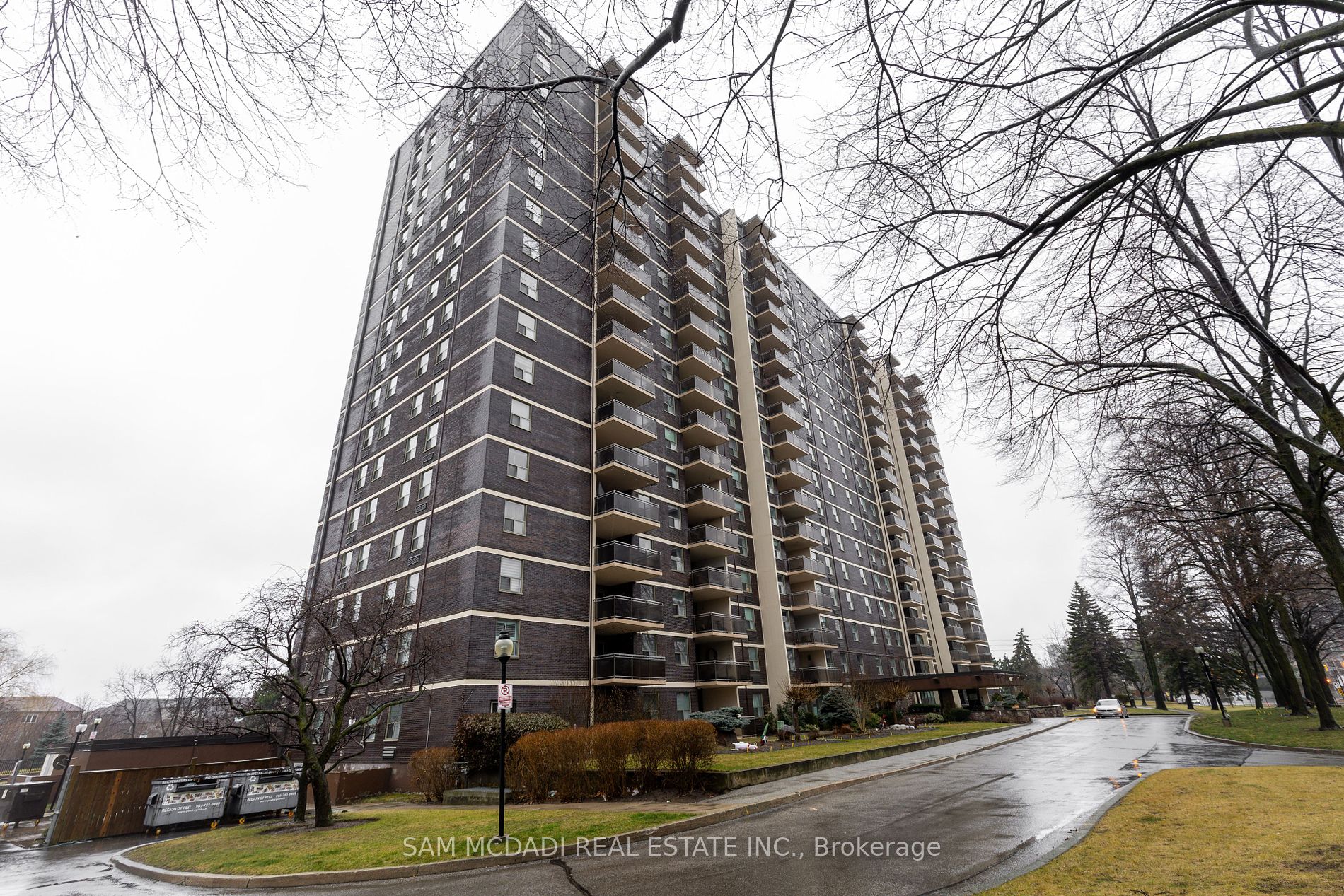 966 Inverhouse Drive #712