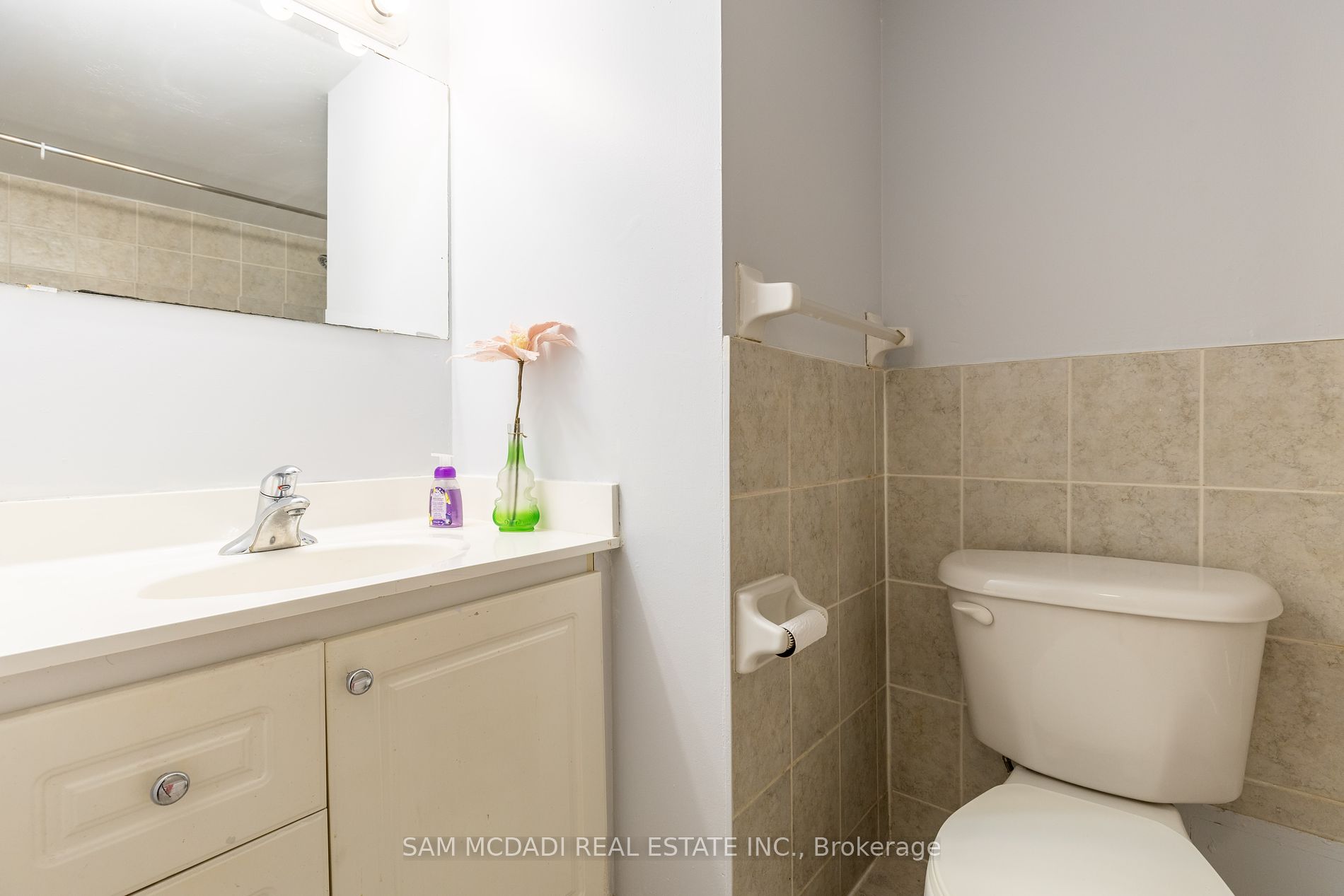 966 Inverhouse Drive #712