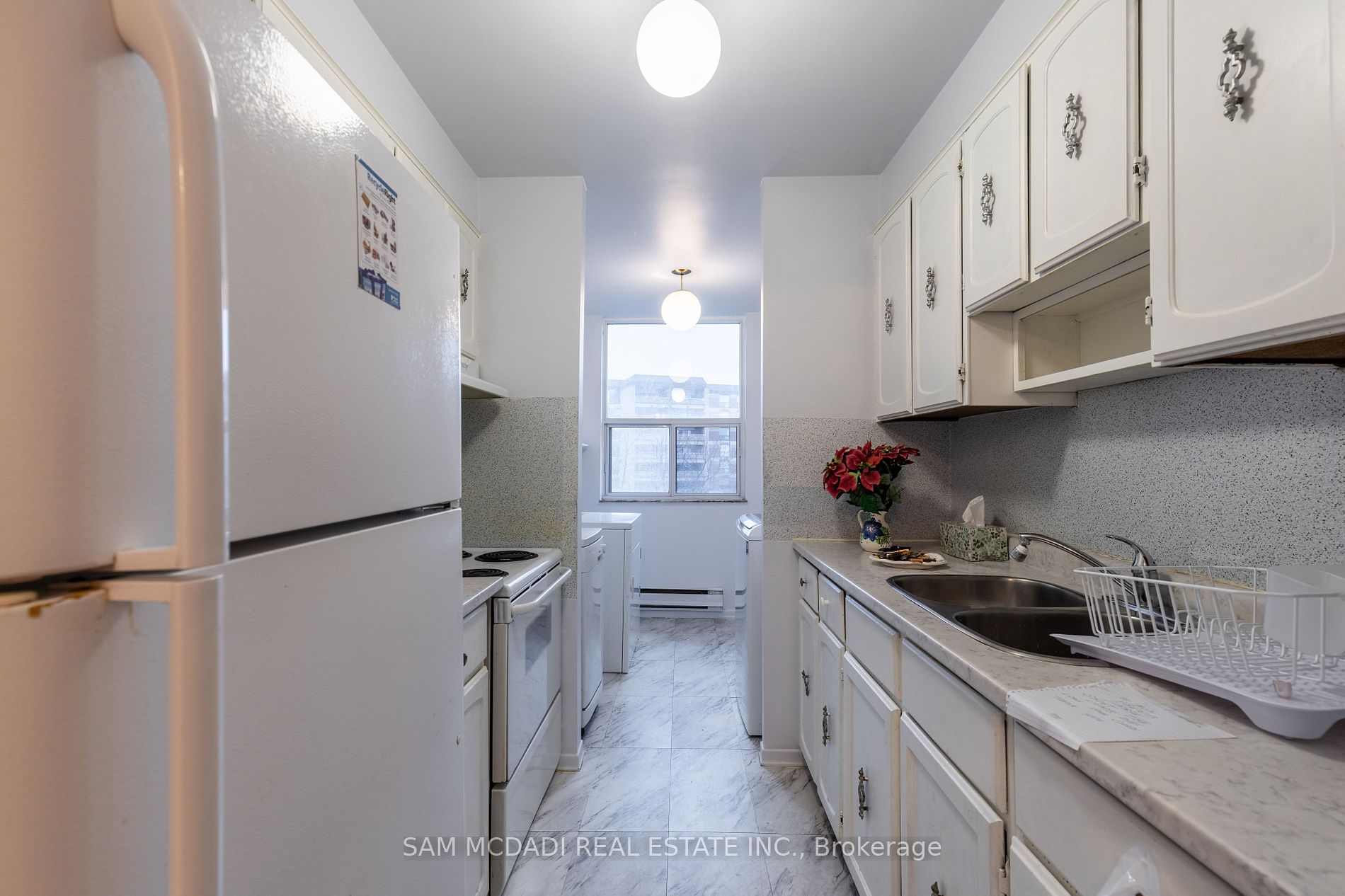 966 Inverhouse Drive #712