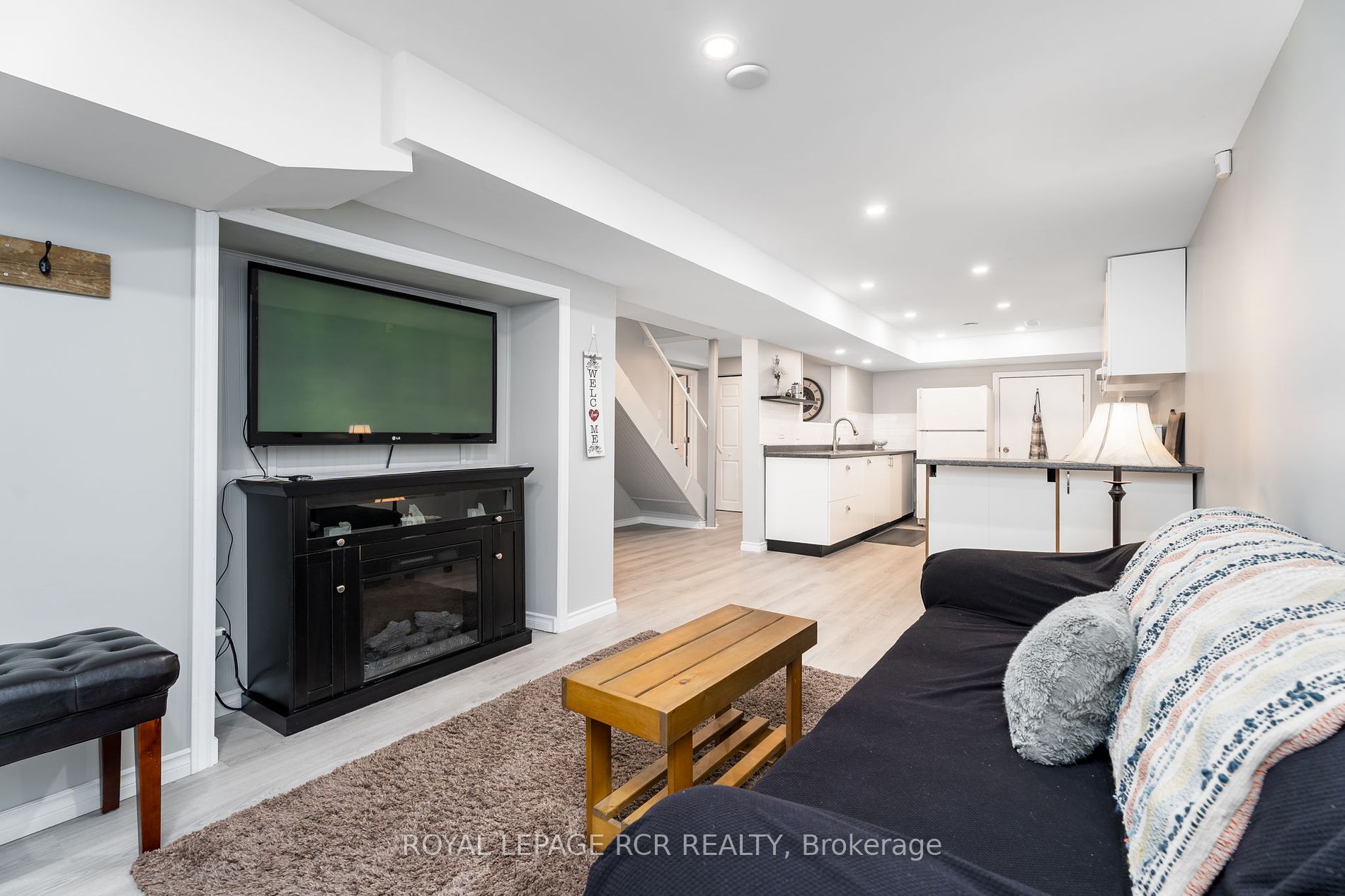 234 Howard Crescent