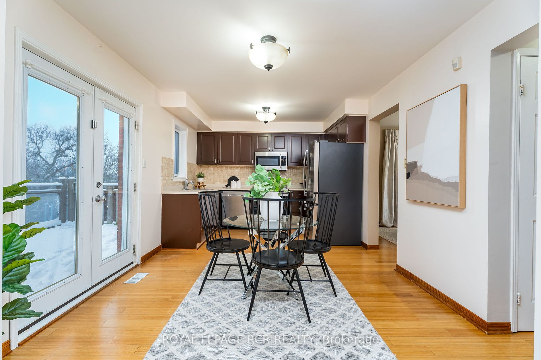234 Howard Crescent
