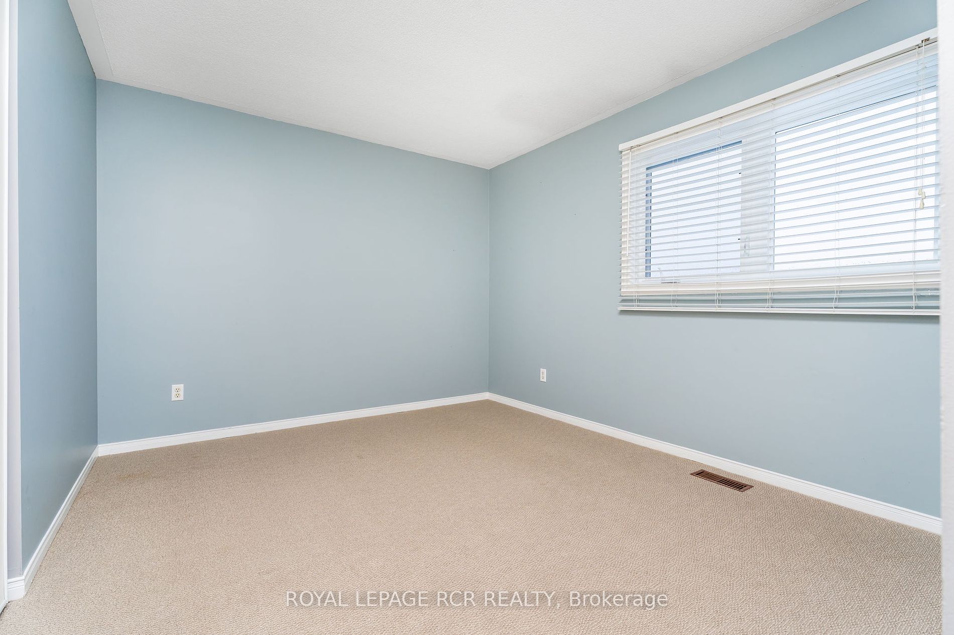234 Howard Crescent