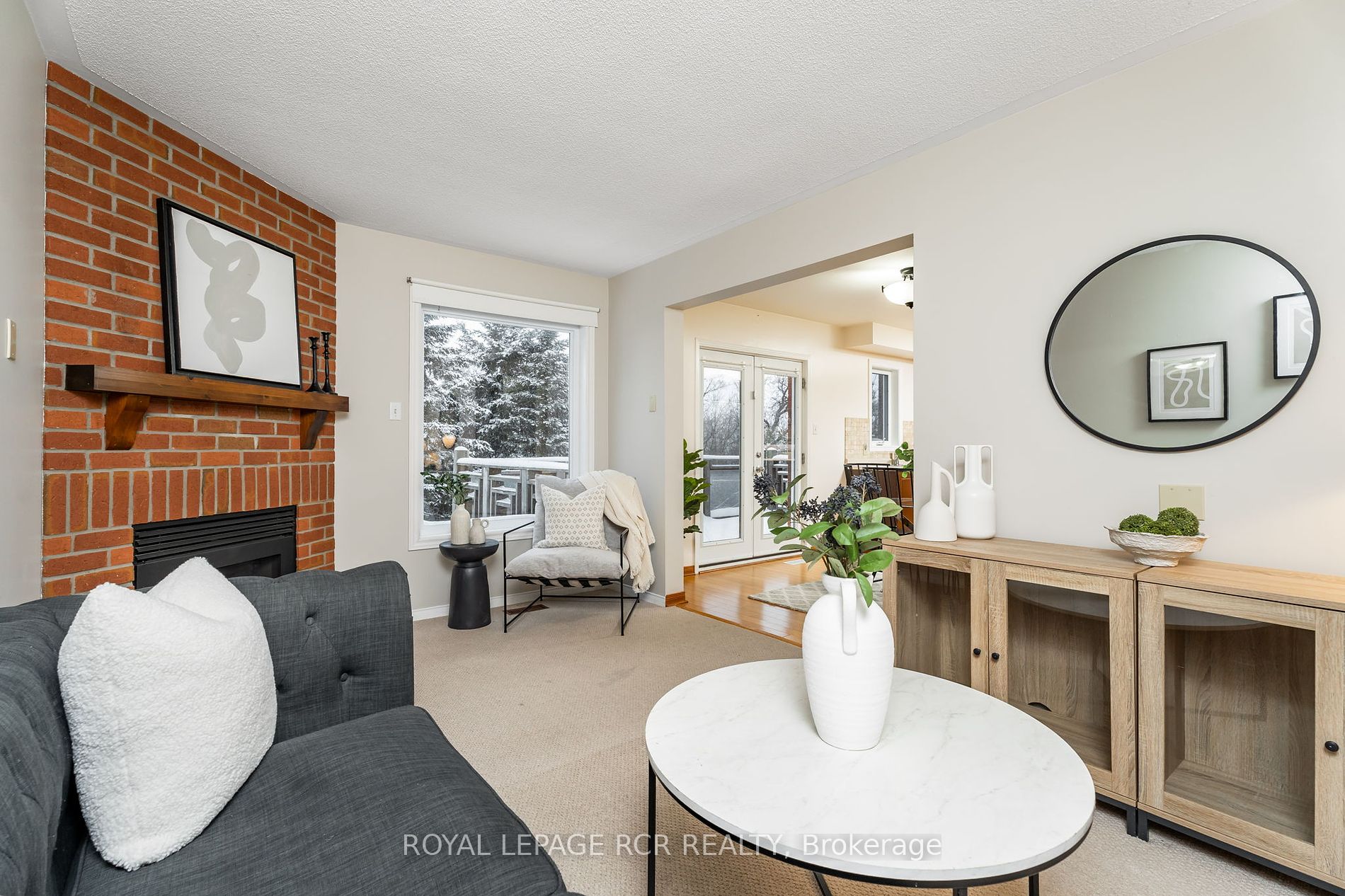 234 Howard Crescent