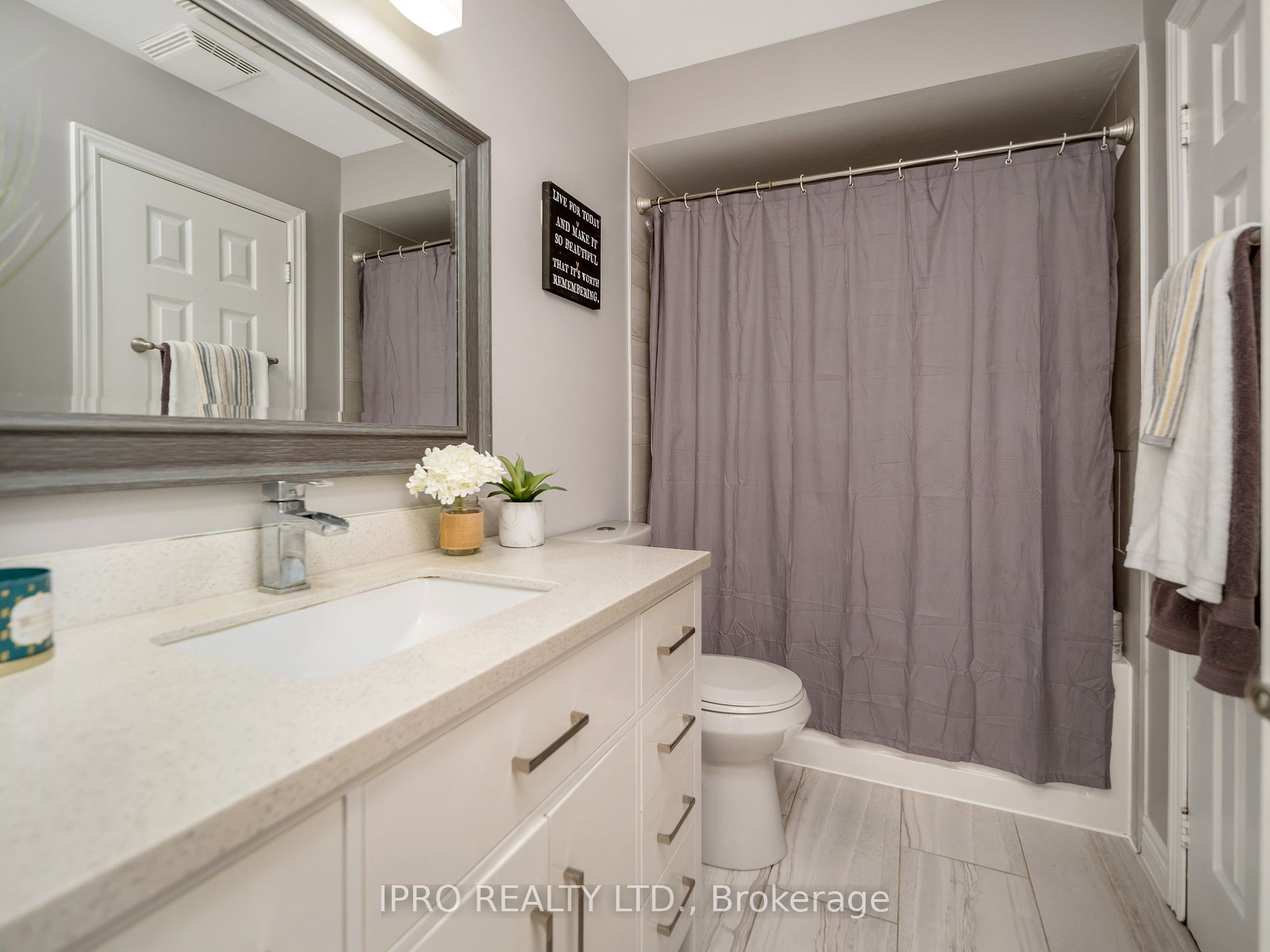 38 Birchway Place