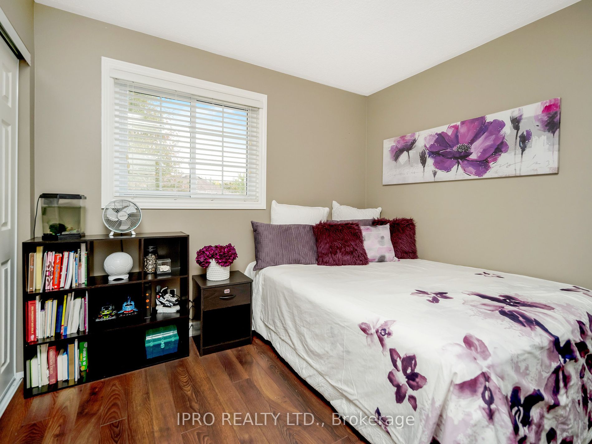 38 Birchway Place