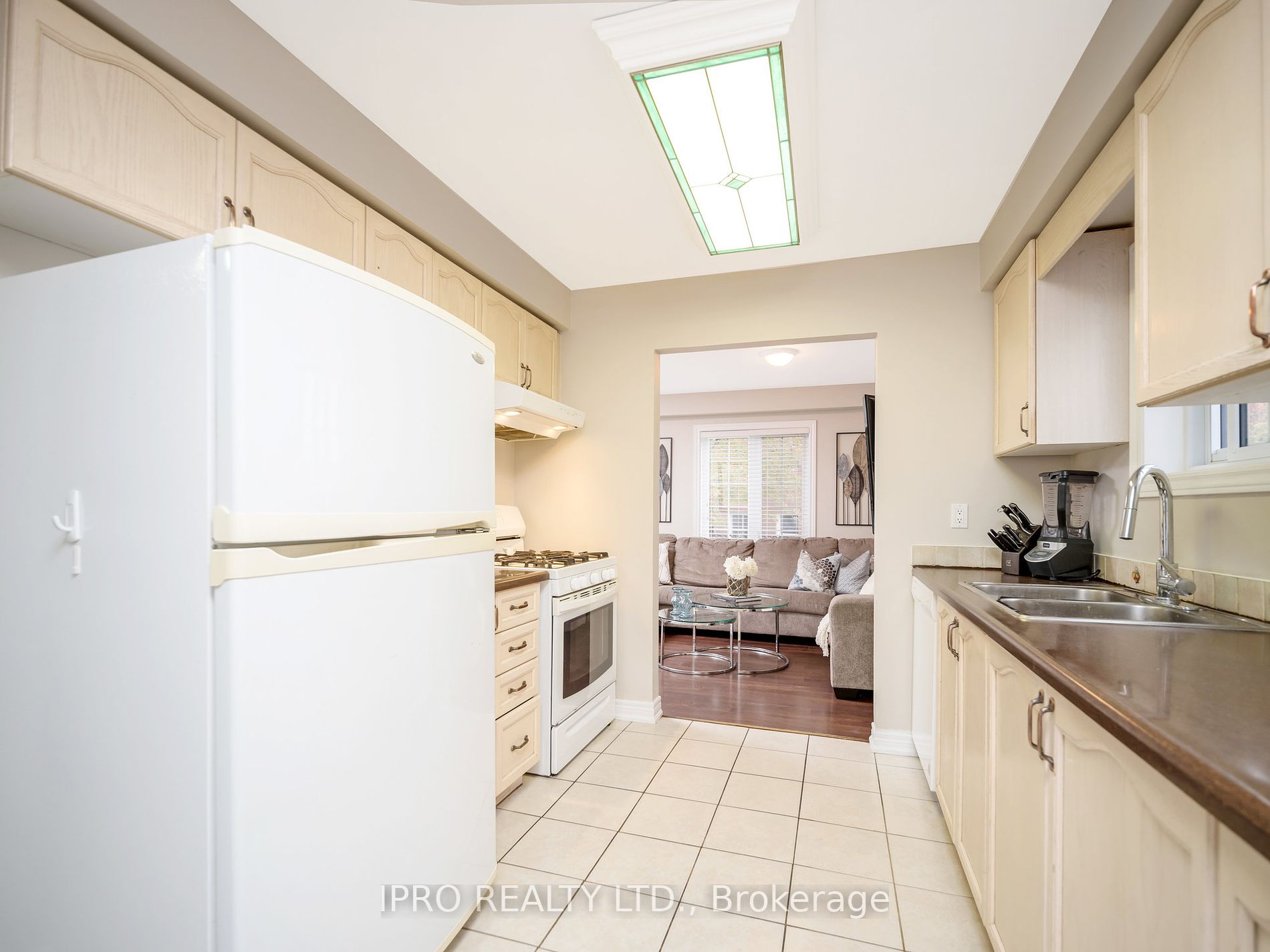 38 Birchway Place