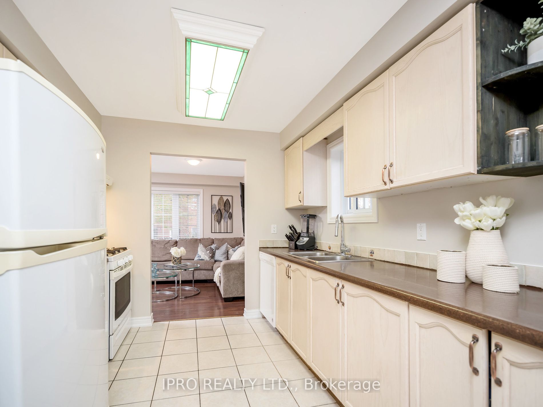 38 Birchway Place
