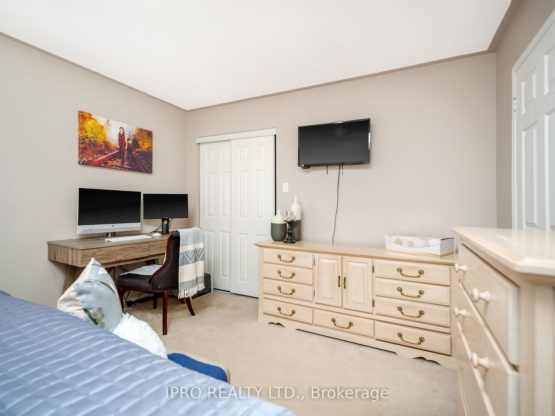 38 Birchway Place
