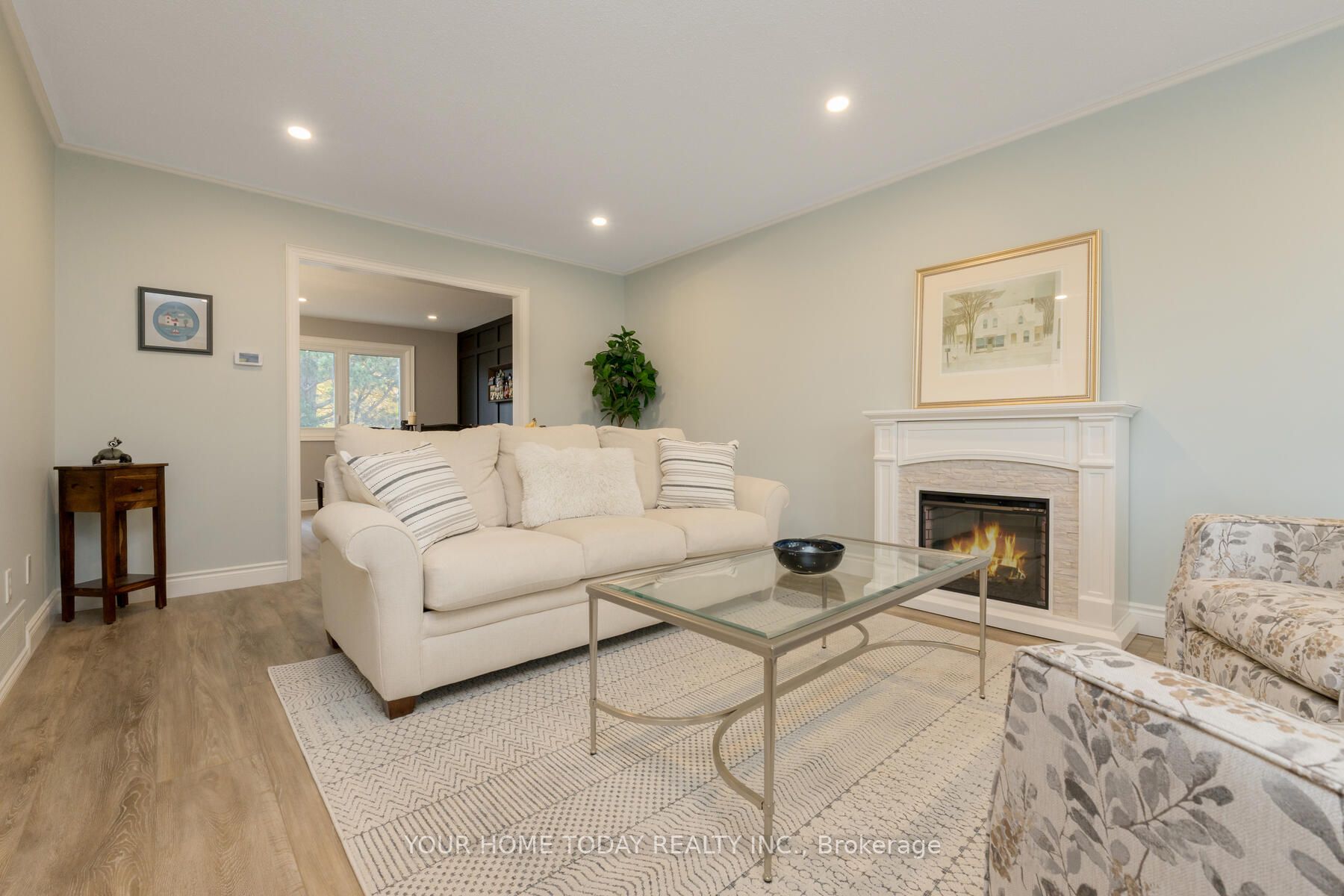 3 Regan Cres