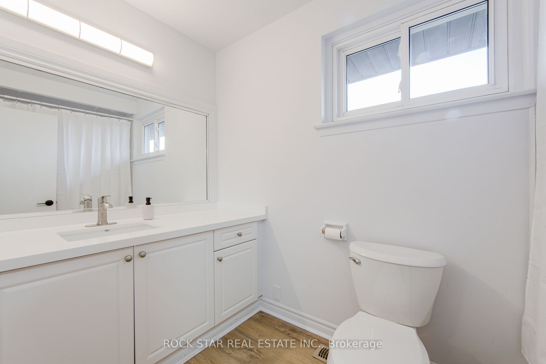 70 Wilton Dr
