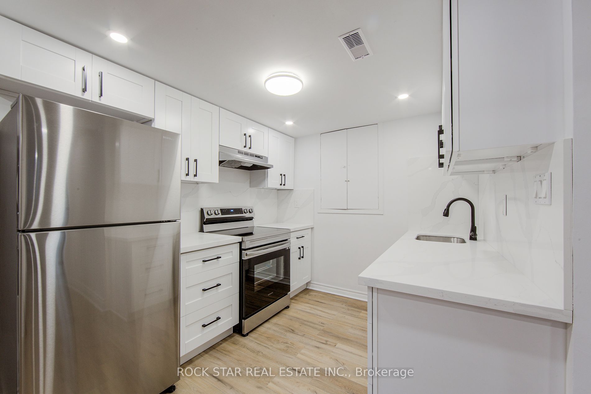 70 Wilton Dr