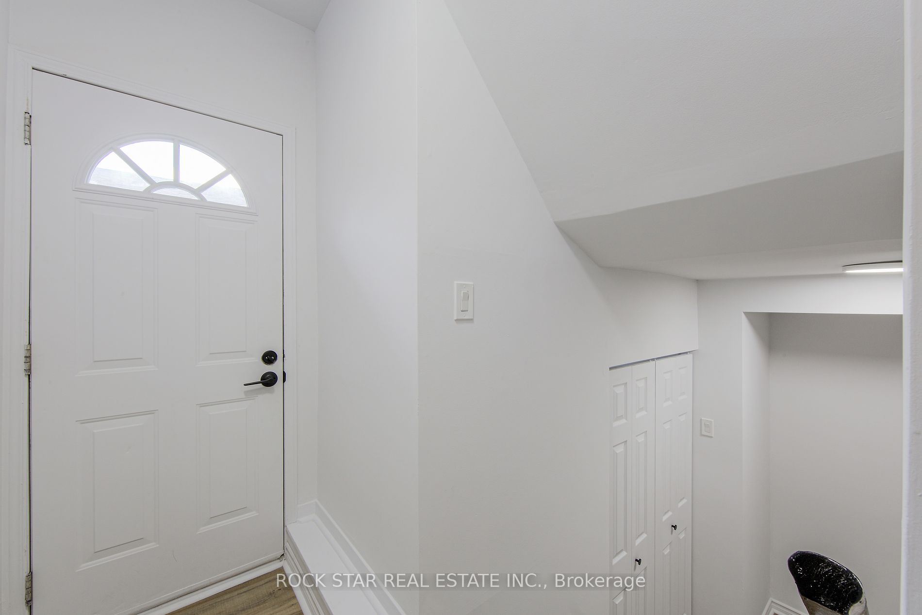 70 Wilton Dr