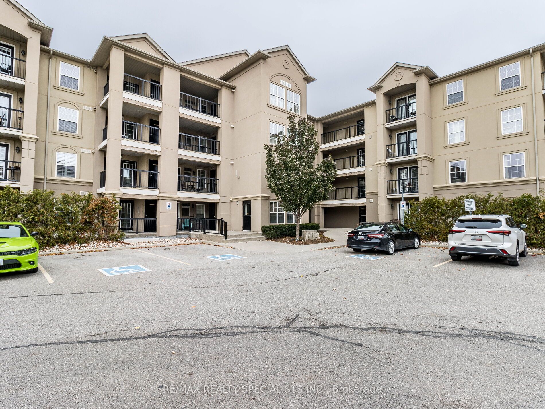 1380 Main Street E, #408