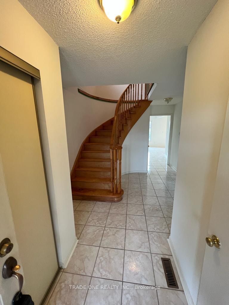 3435 Brett Road