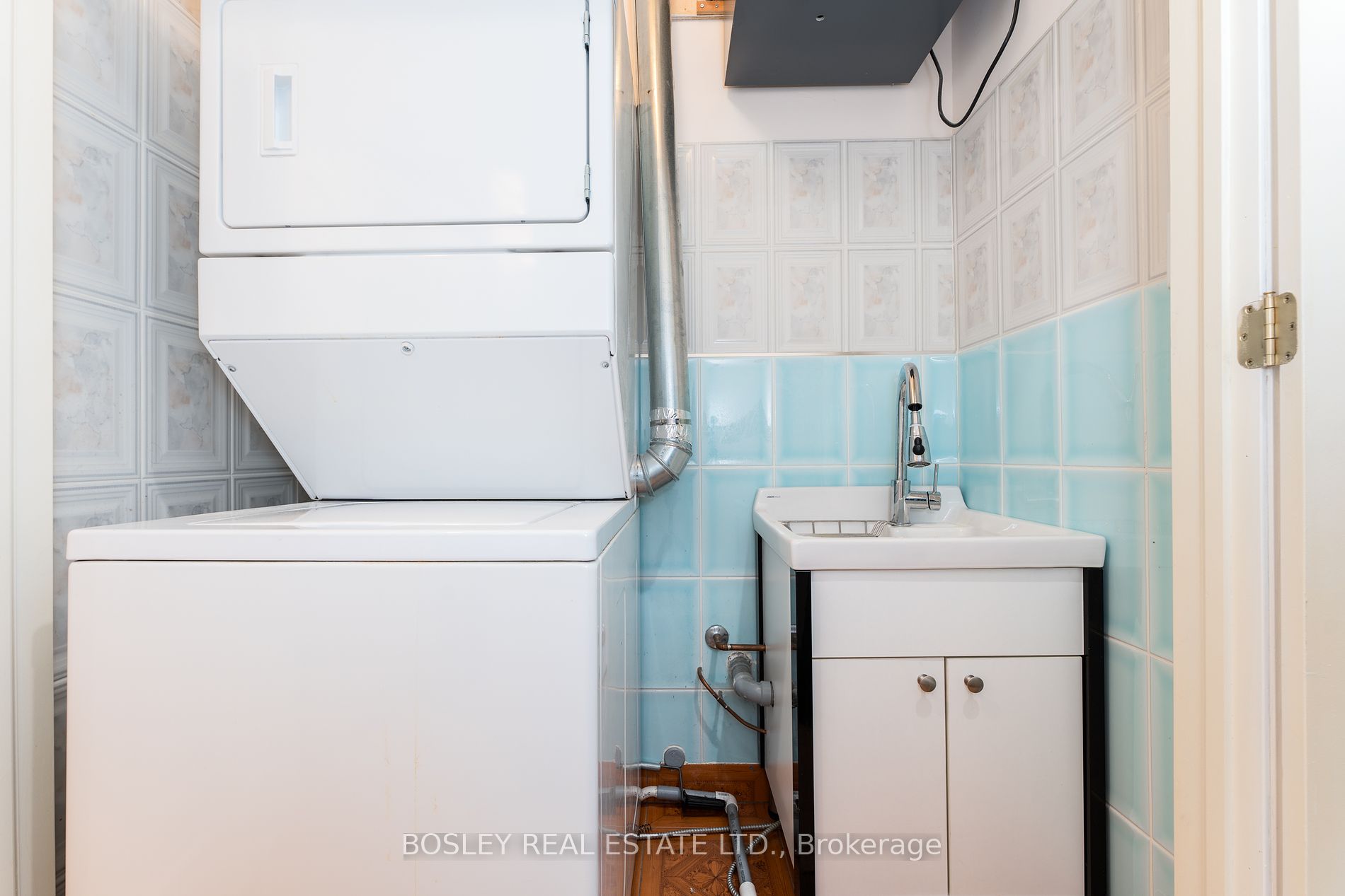 115 Roncesvalles Avenue #3