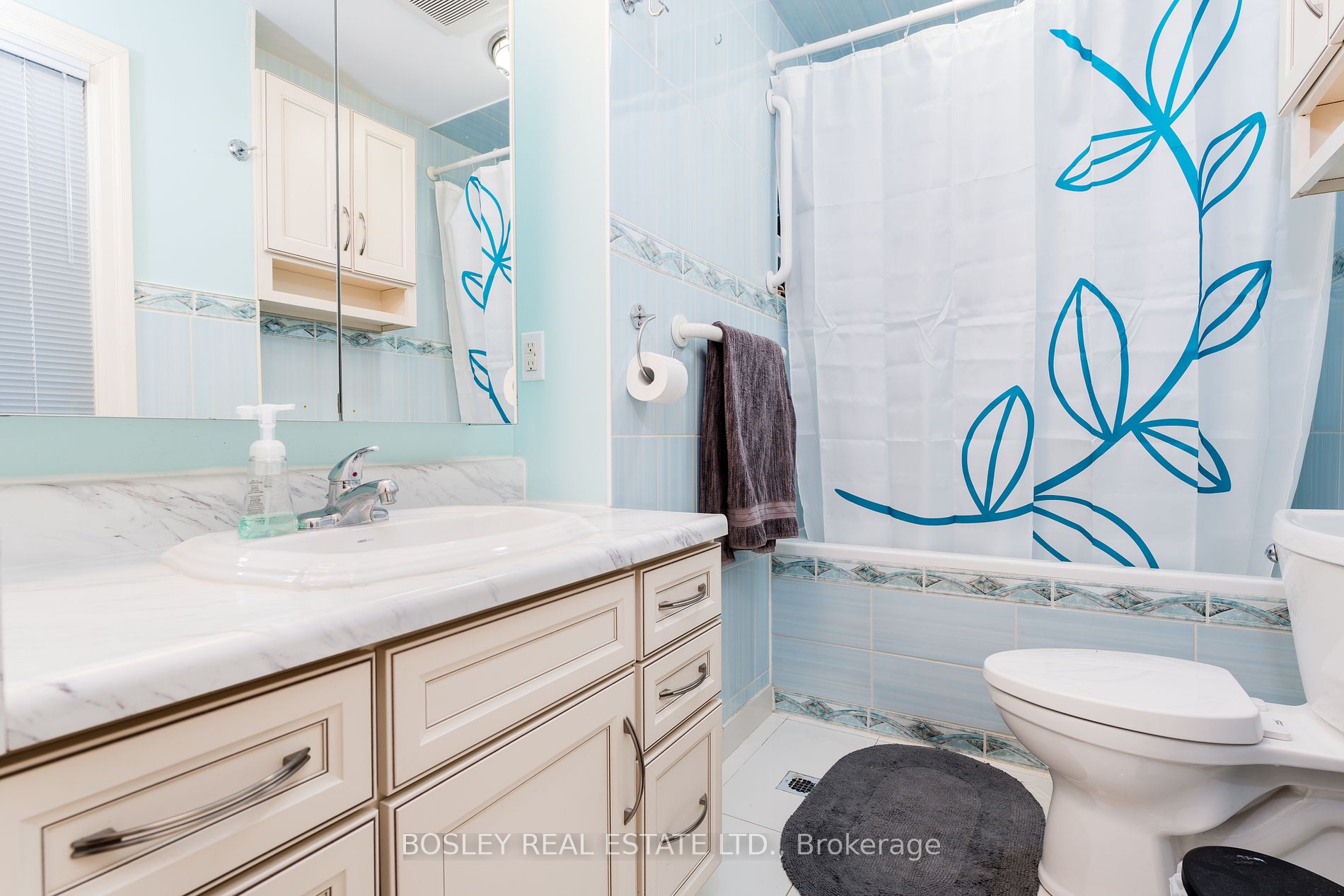 115 Roncesvalles Avenue #3