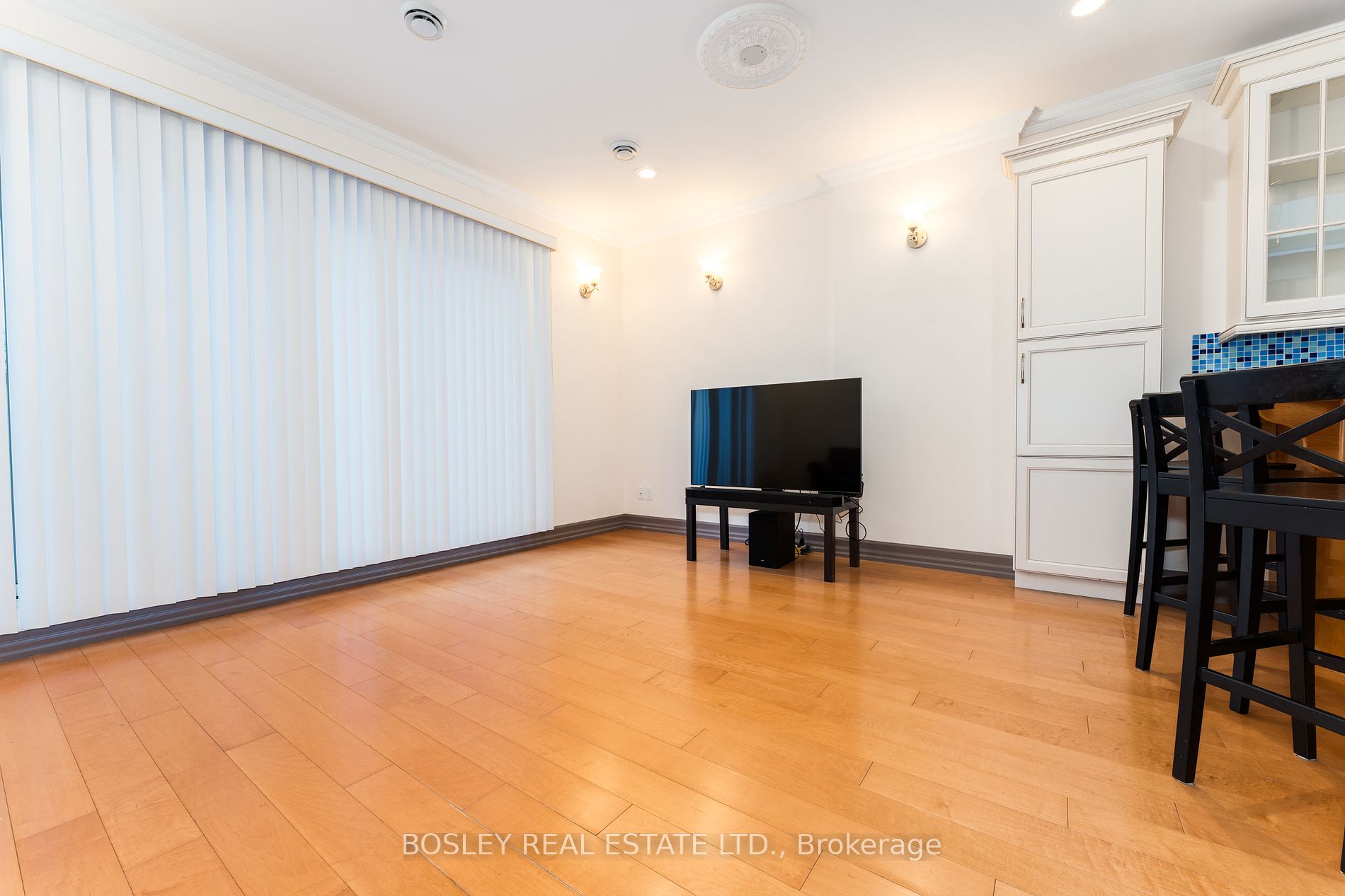115 Roncesvalles Avenue #3