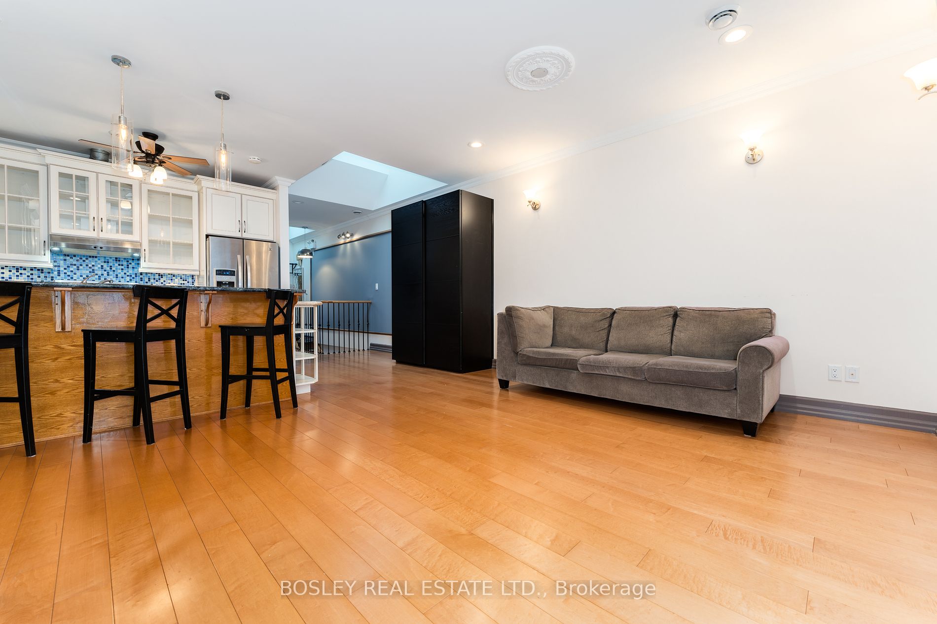 115 Roncesvalles Avenue #3