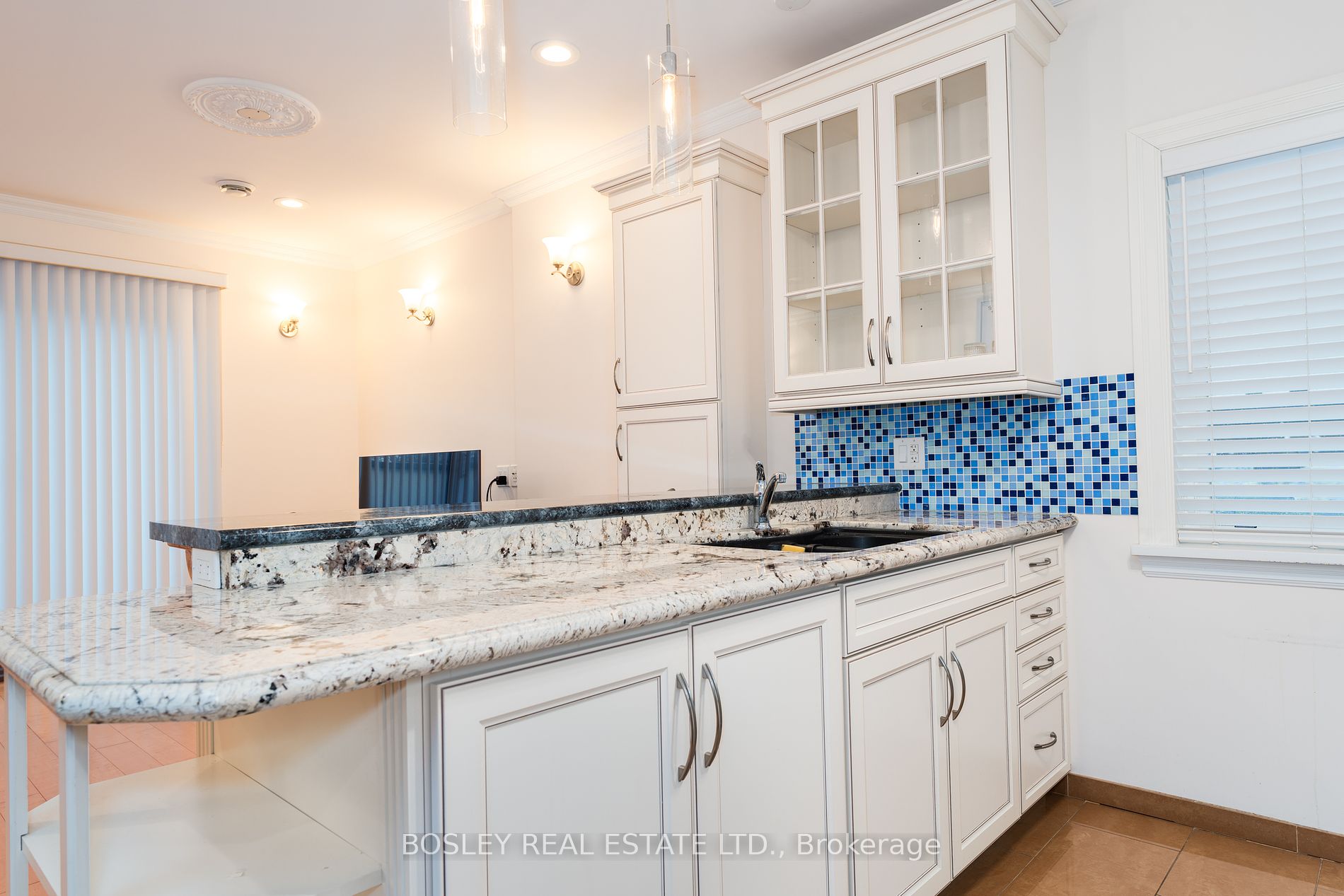 115 Roncesvalles Avenue #3