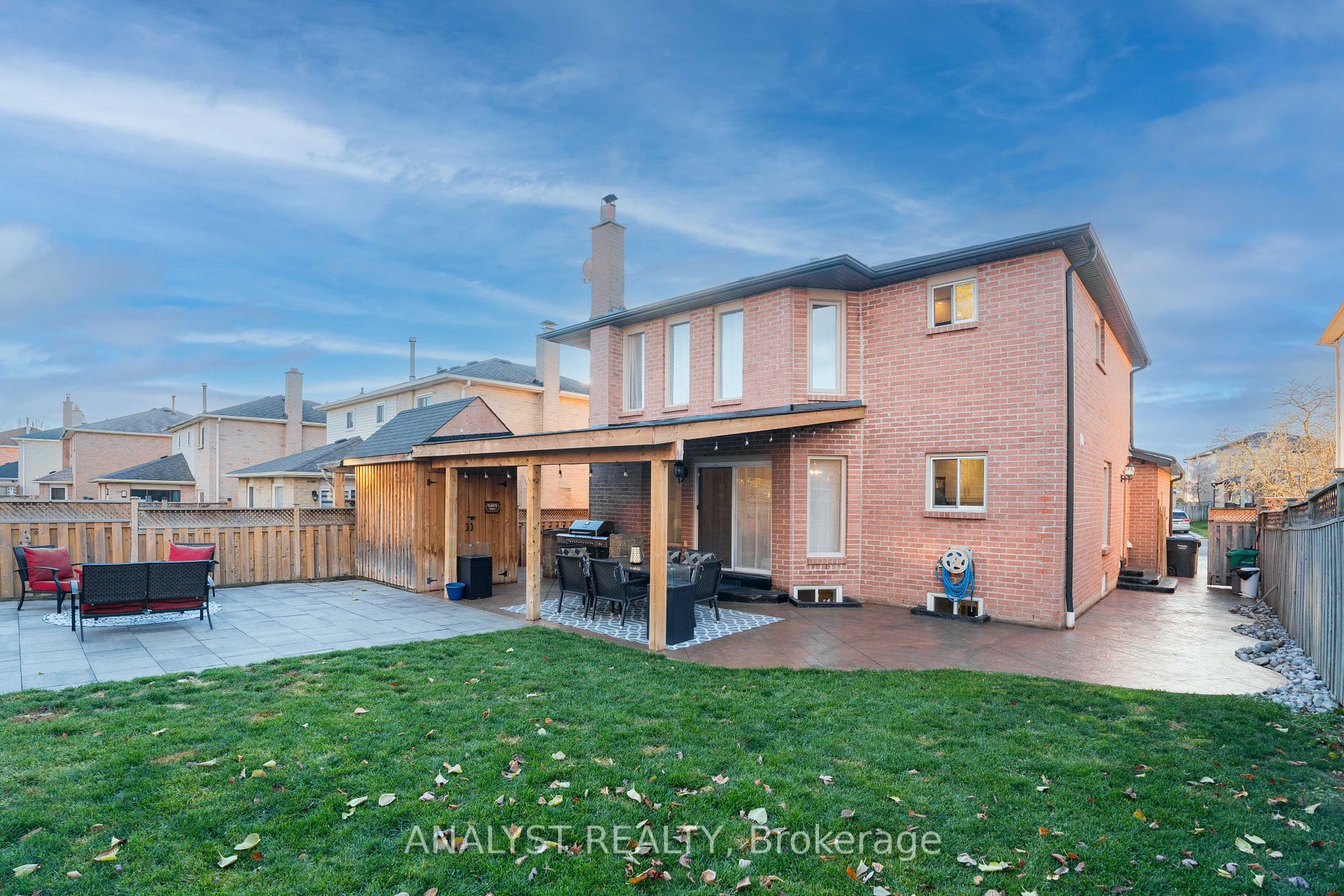 52 St Michaels Cres