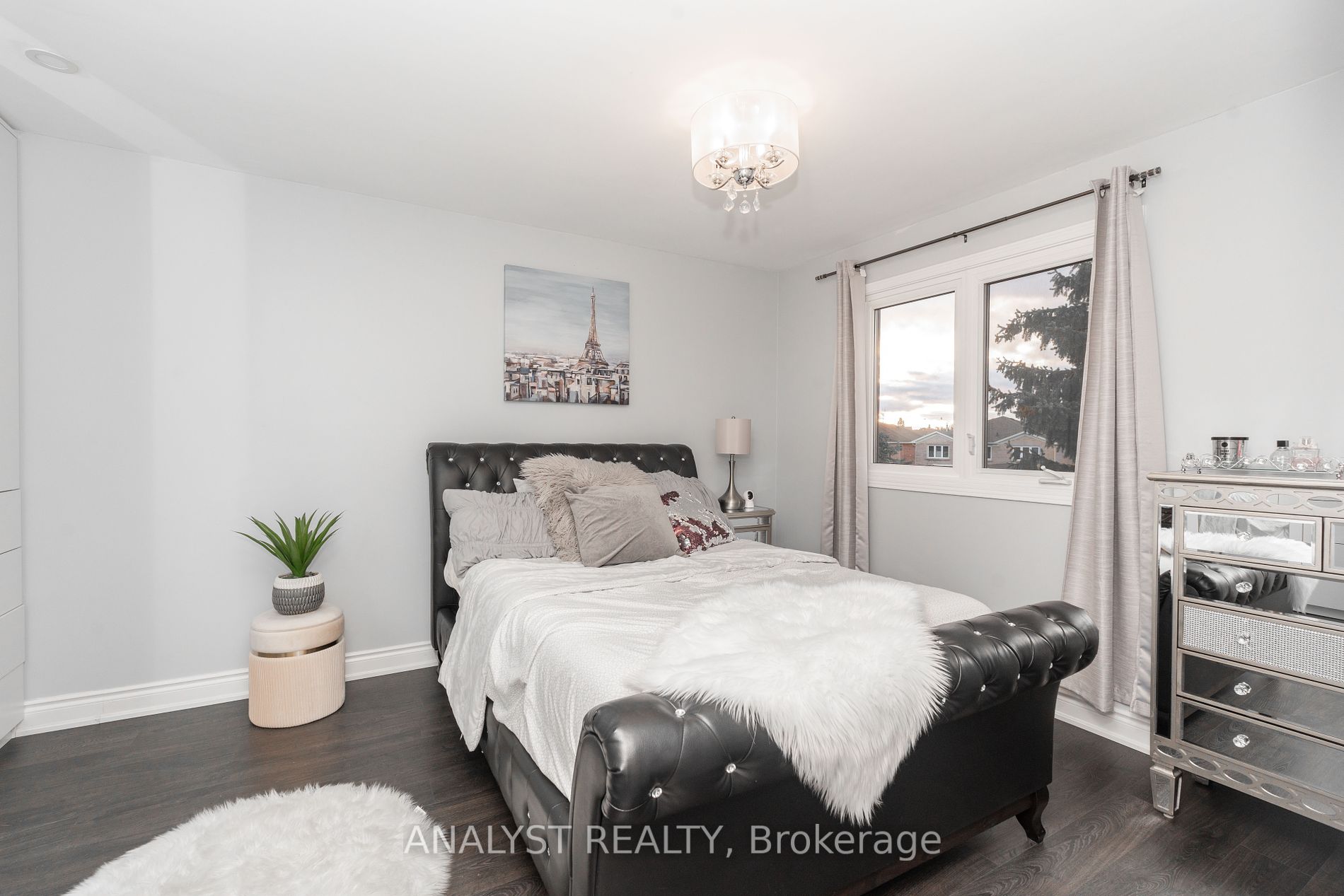 52 St Michaels Cres