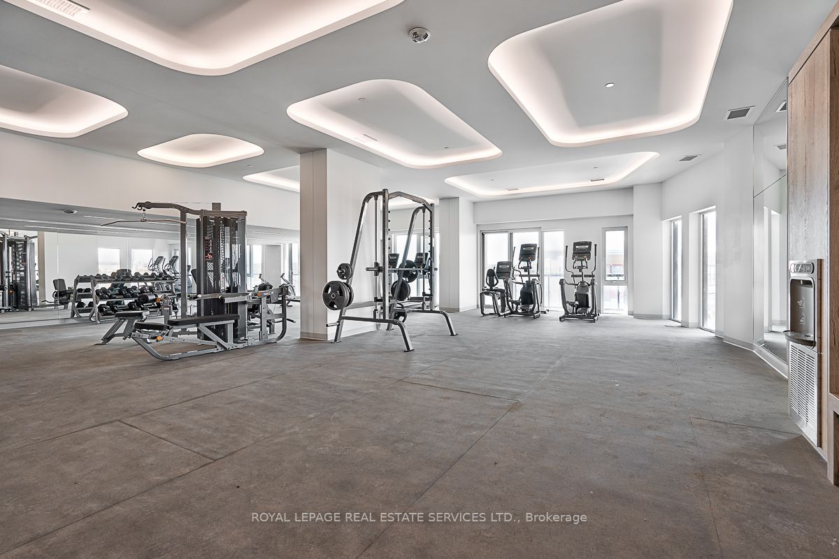 3200 Dakota Common, #B215