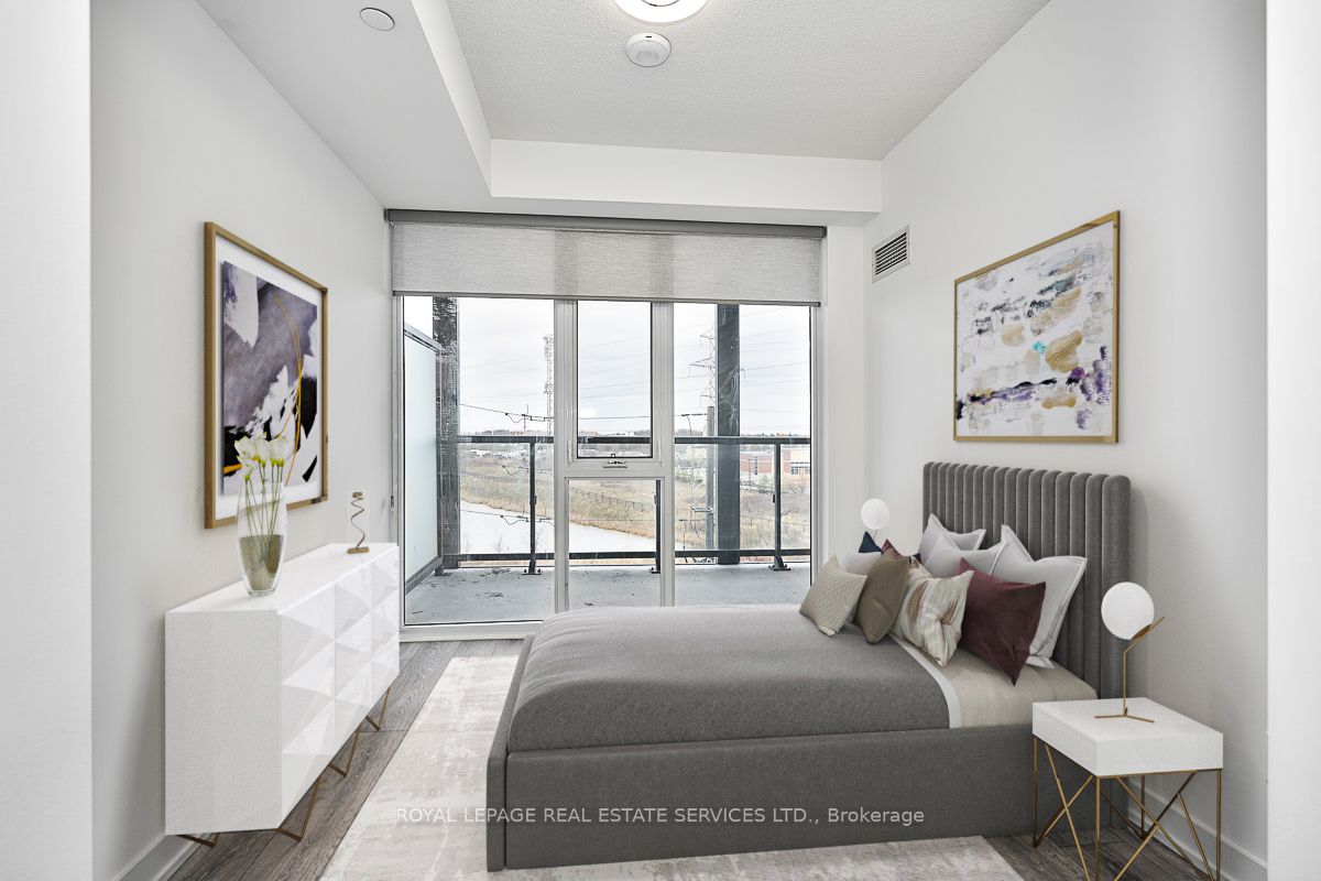 3200 Dakota Common, #B215