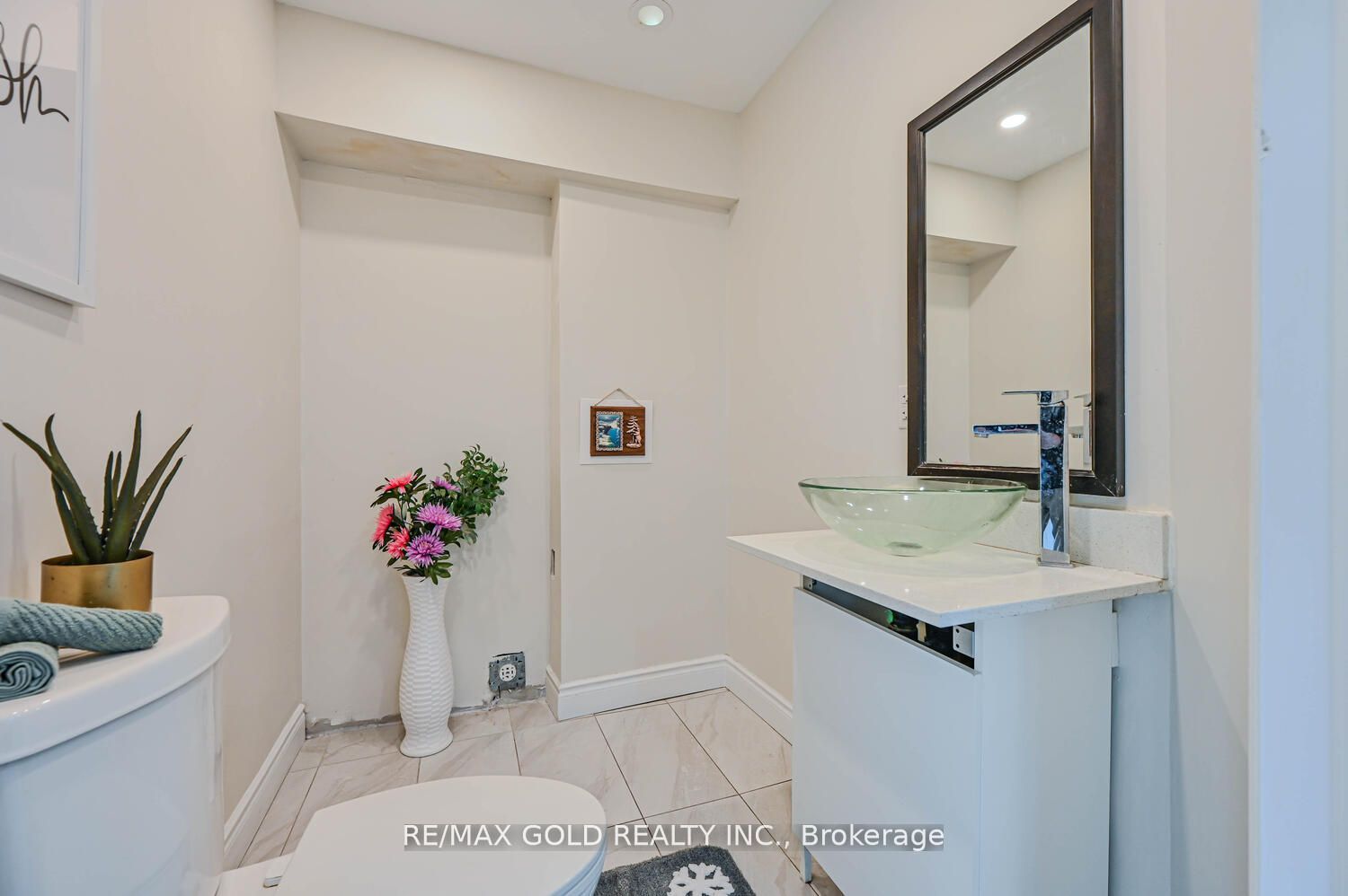 10 Stalbridge Ave