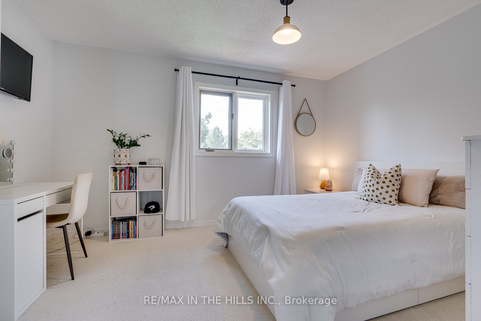 6 Rosehill Crt