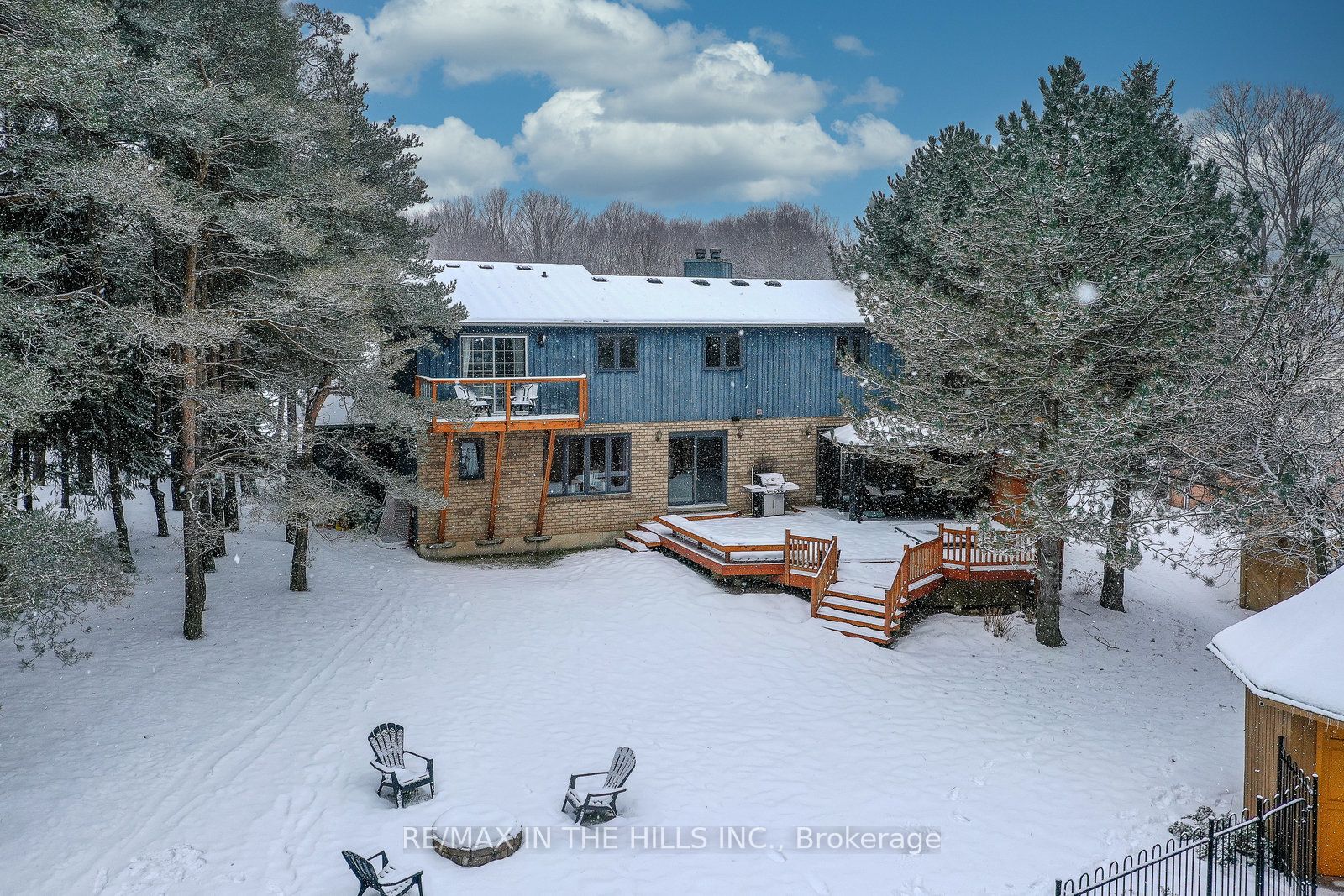 6 Rosehill Crt