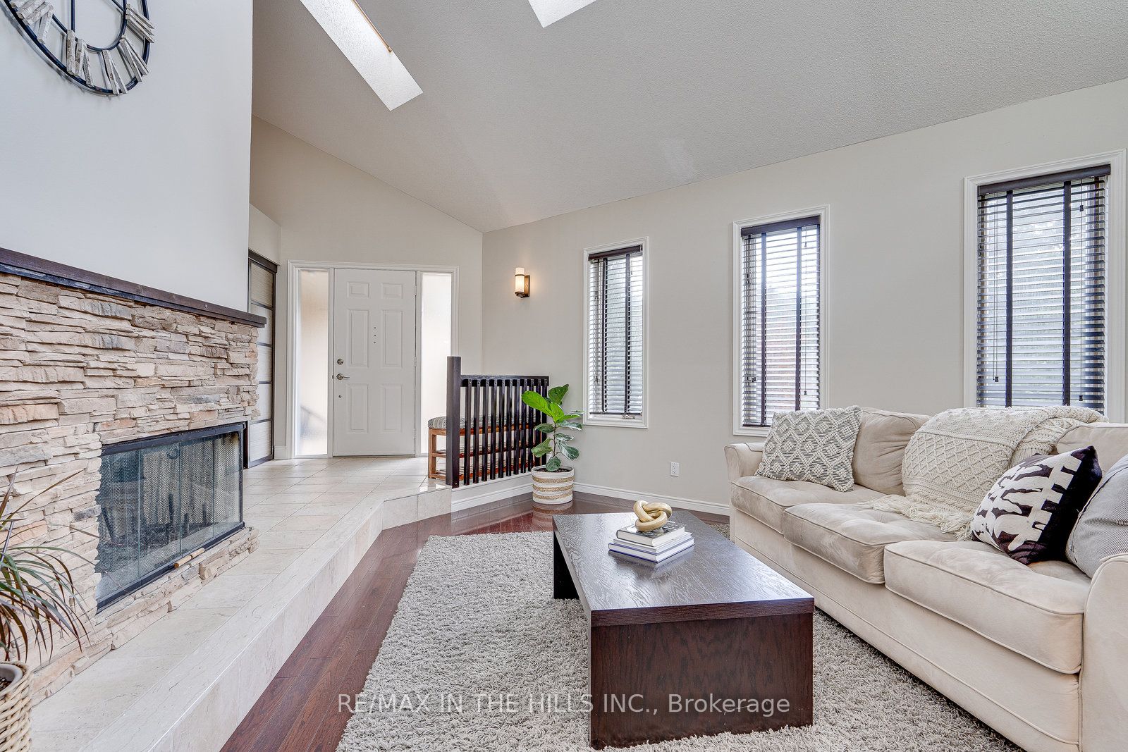 6 Rosehill Crt