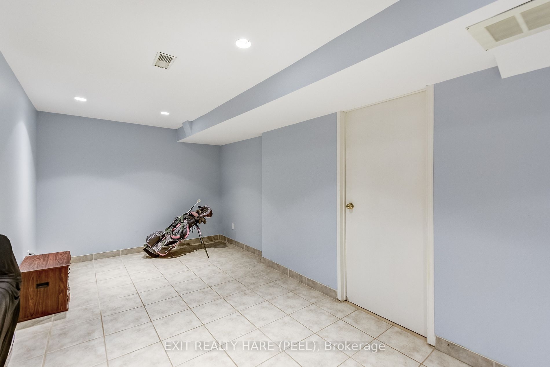 65 Major William Sharpe Drive
