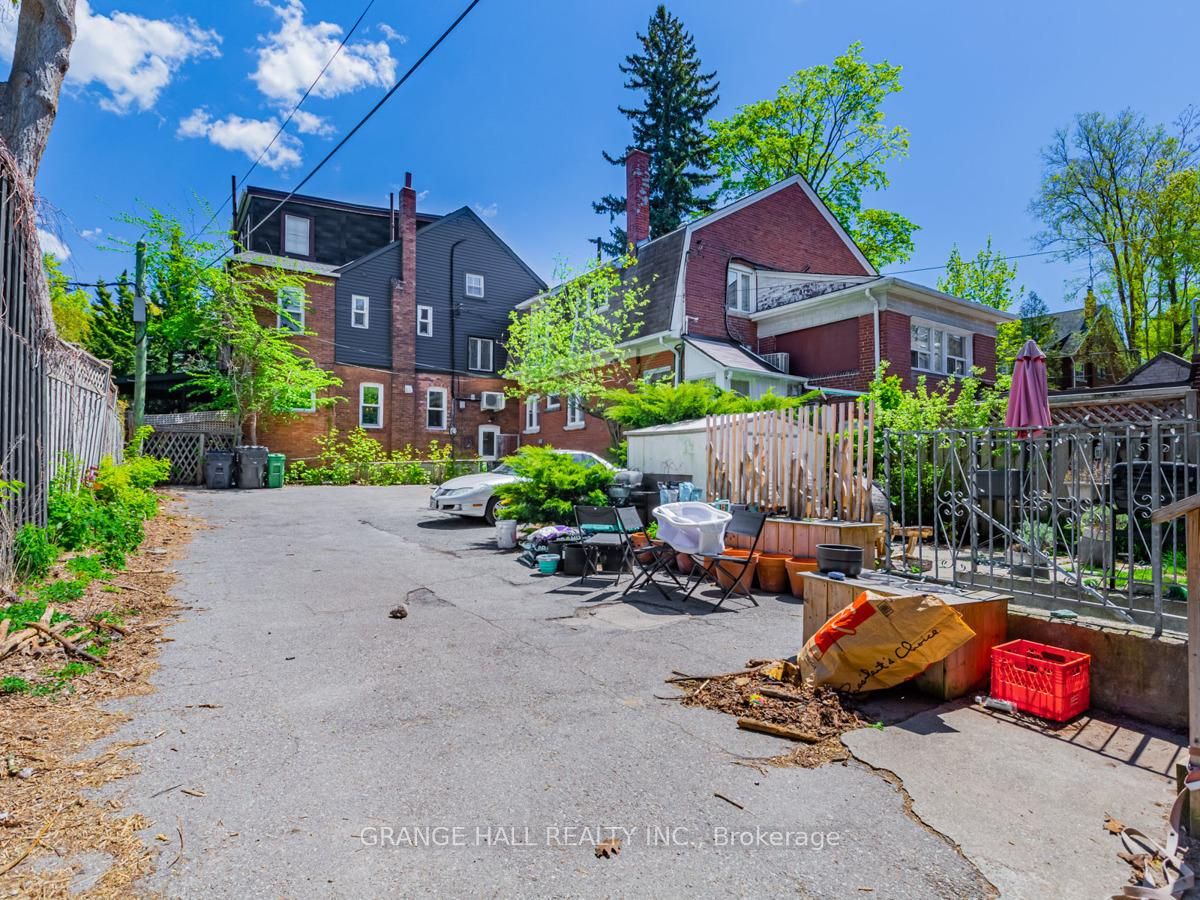 189 Parkside Dr