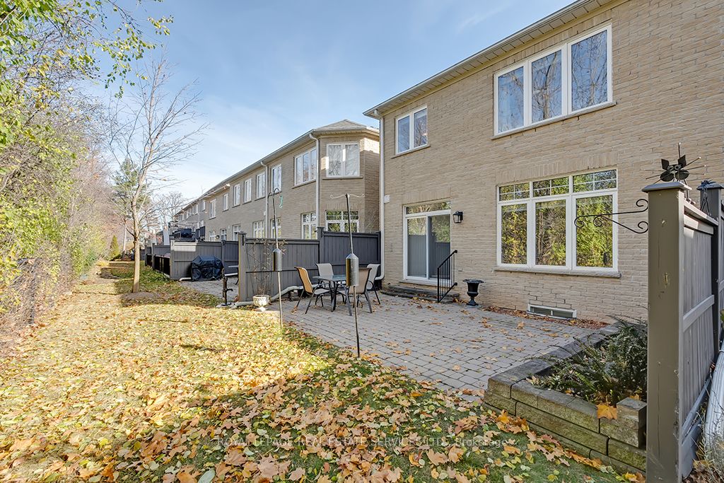1267 Dorval Drive, #10