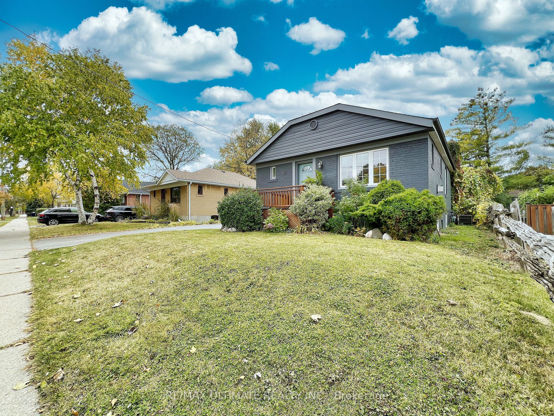 52 Lockerbie Ave