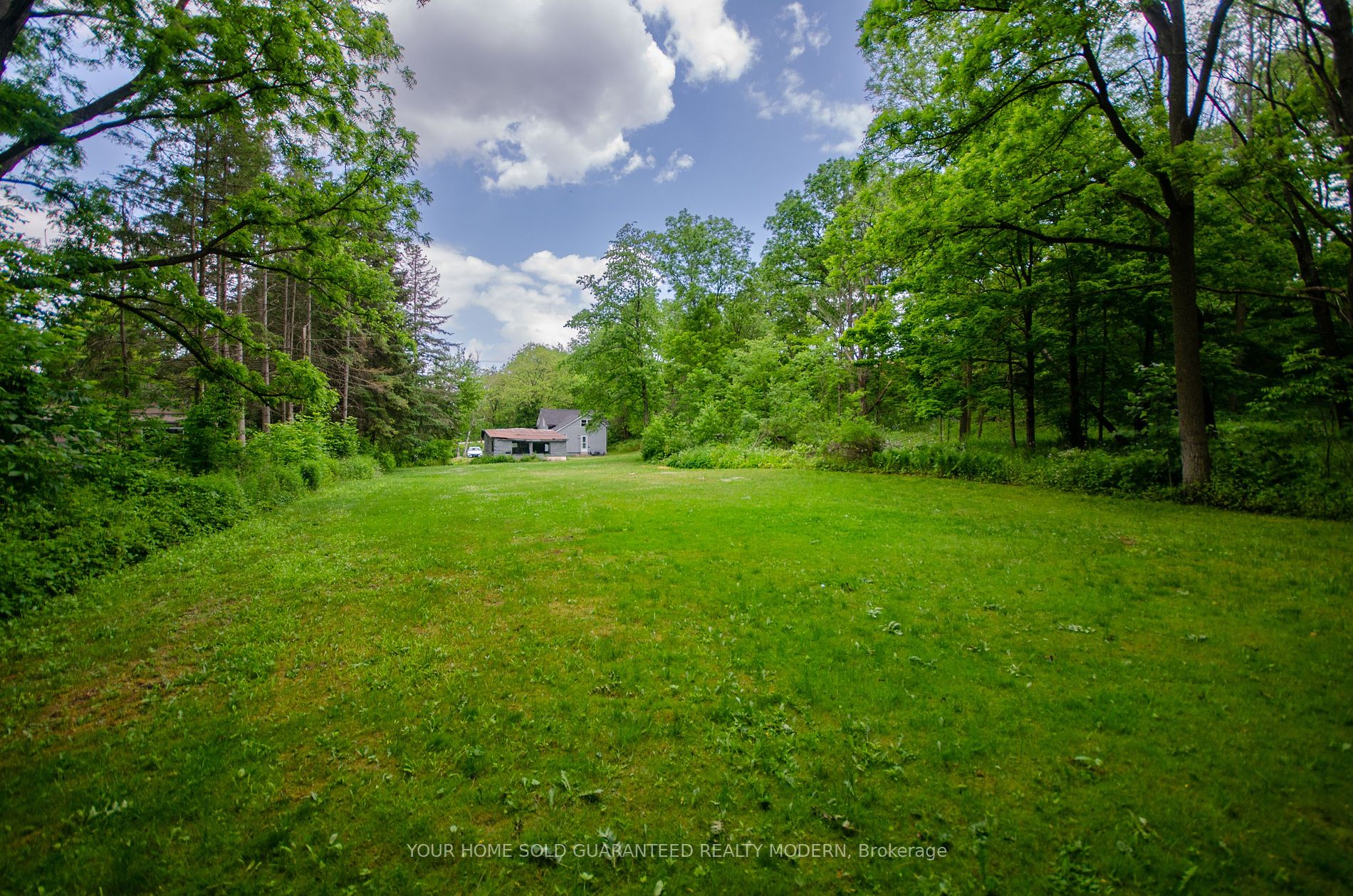 6142 Guelph Line
