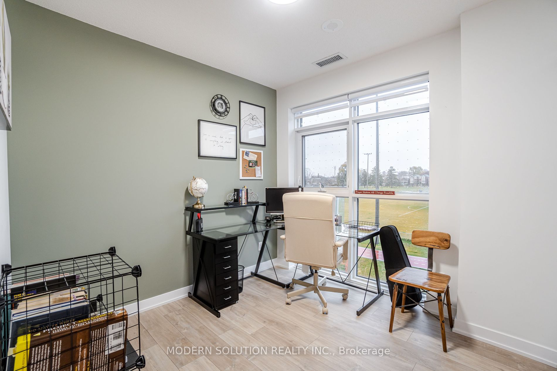 251 Manitoba St, #325