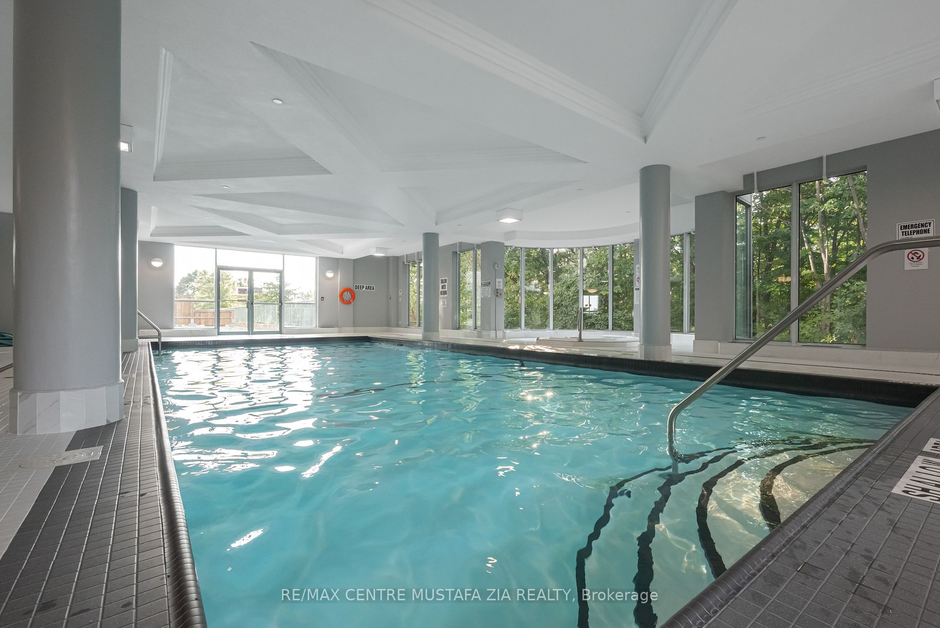 2585 Erin Centre Boulevard, #1005