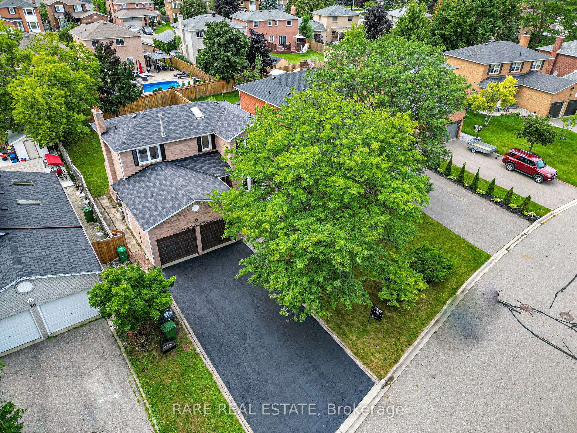 18 St Michaels Cres