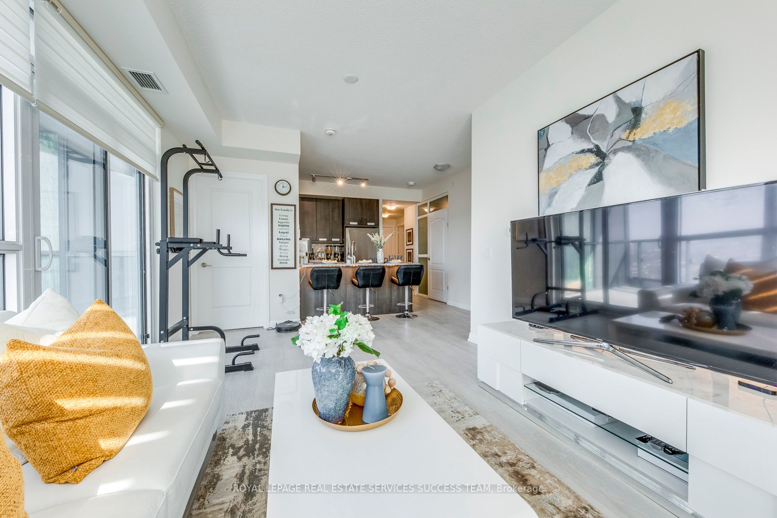 35 Watergarden Dr, #2714