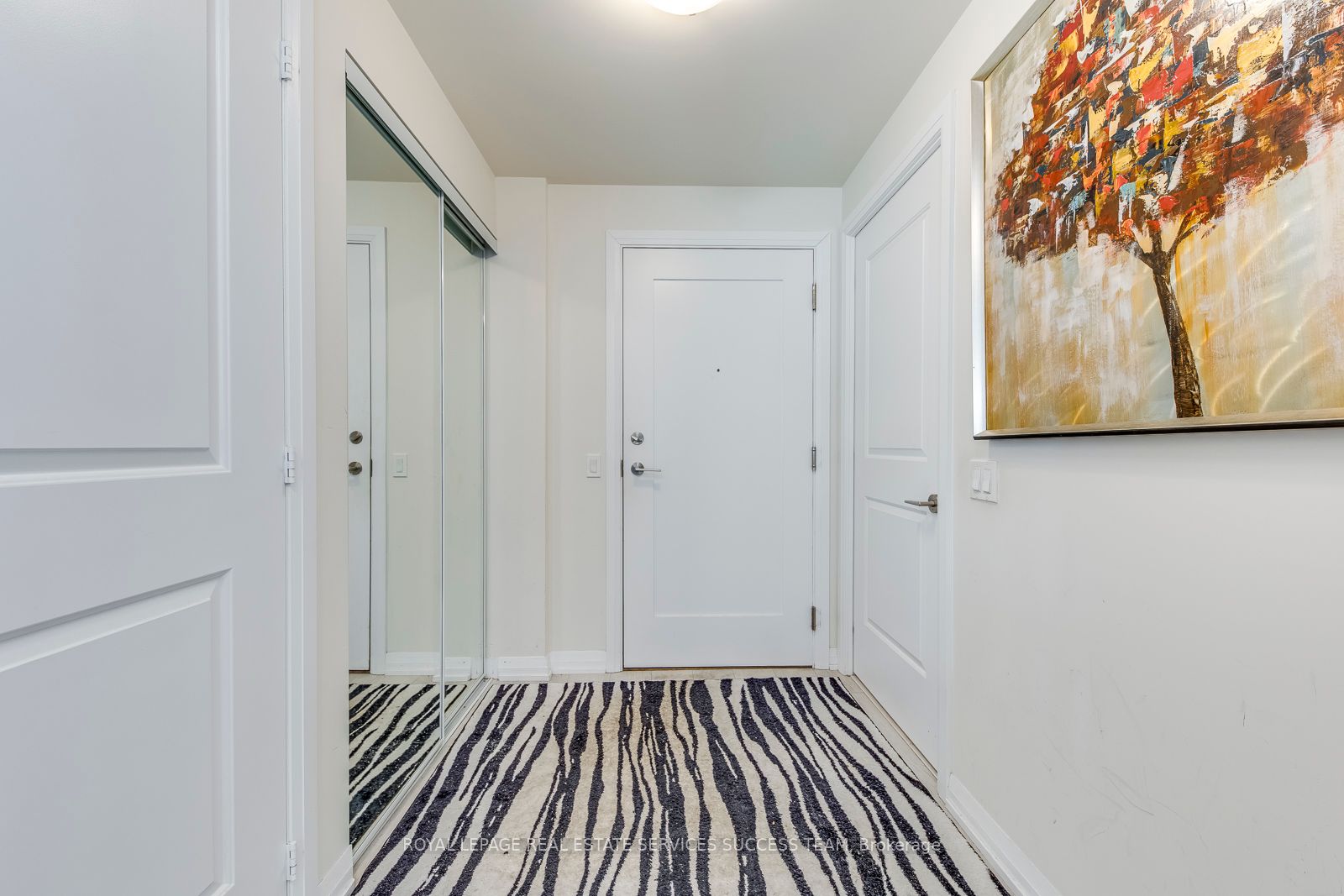 35 Watergarden Dr, #2714