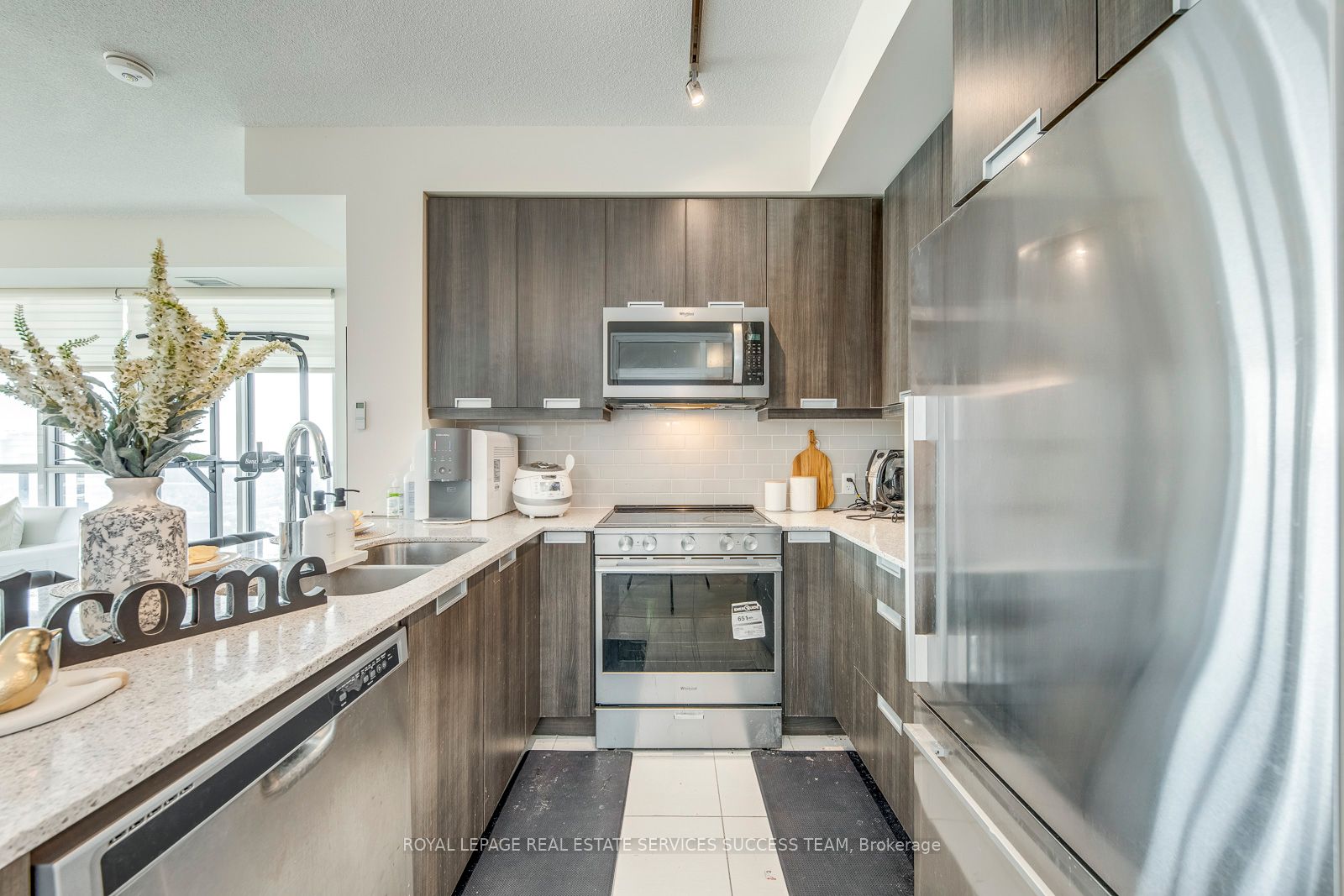 35 Watergarden Dr, #2714
