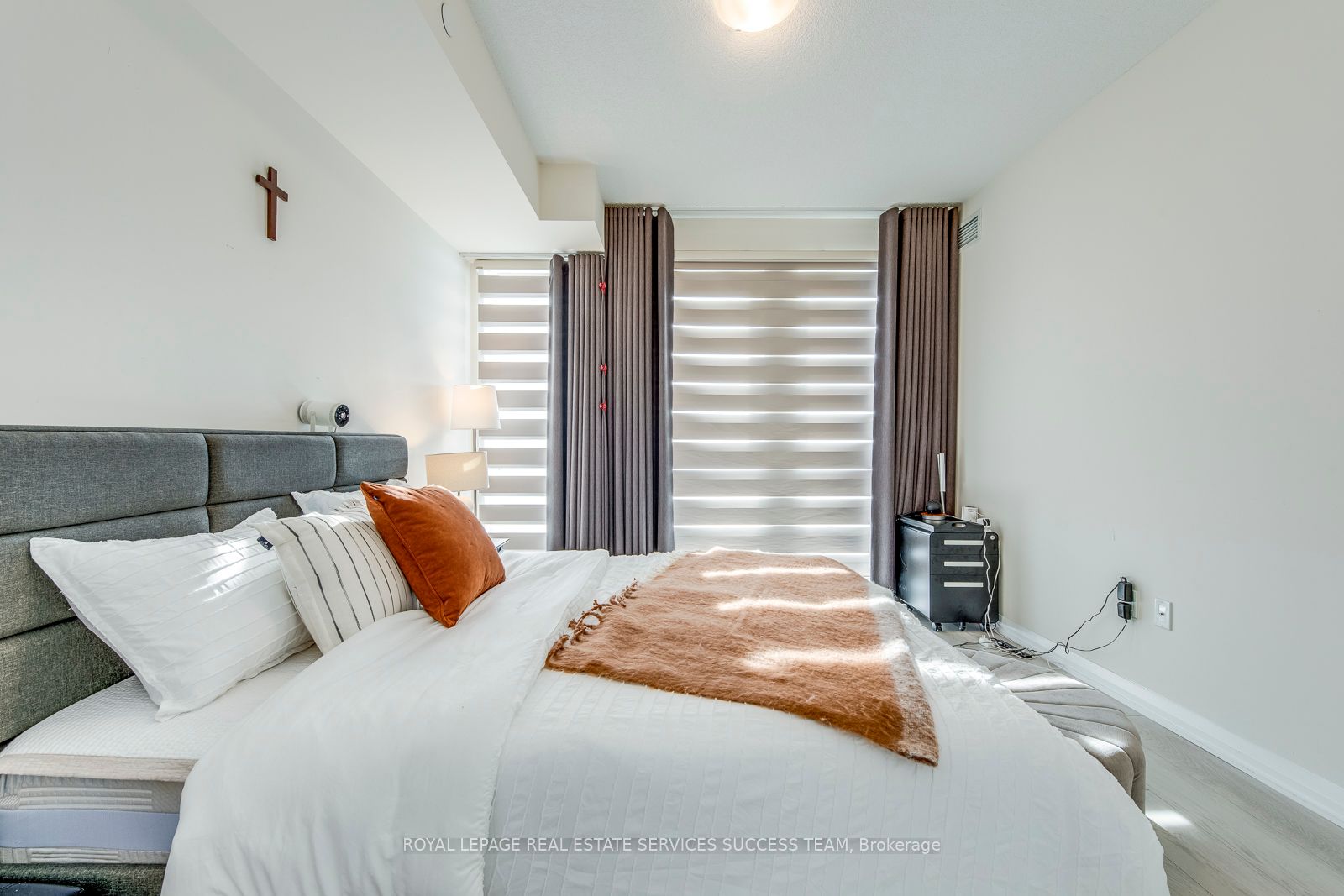 35 Watergarden Dr, #2714