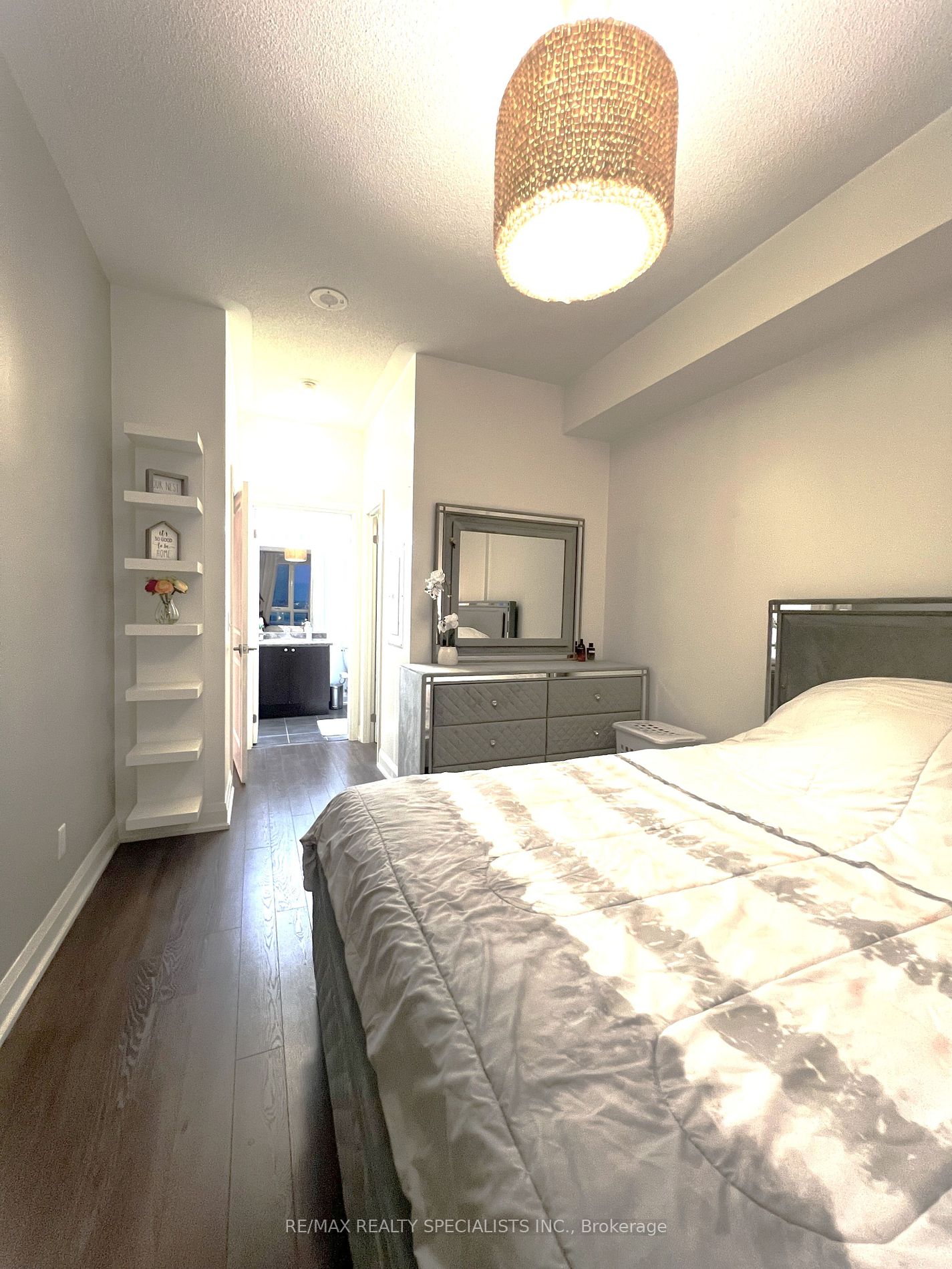 55 Yorkland Blvd, #704