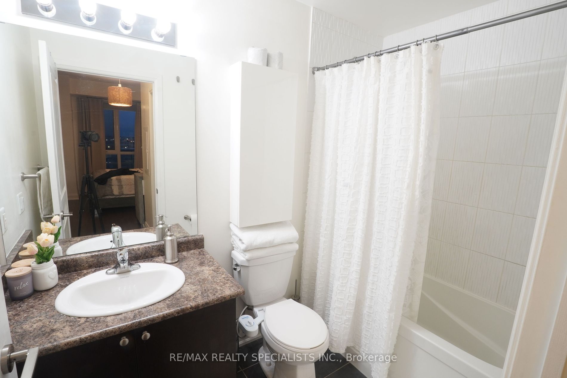 55 Yorkland Blvd, #704
