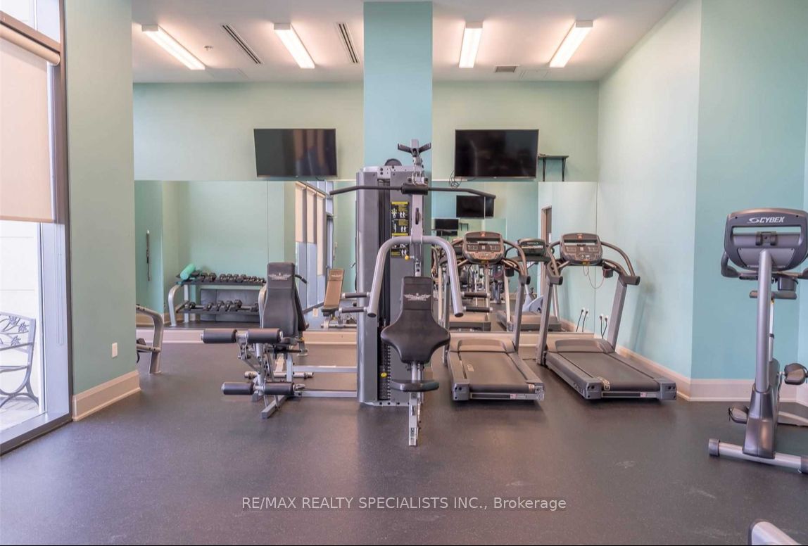 55 Yorkland Blvd, #704