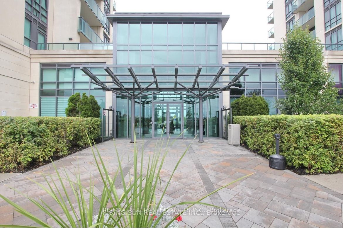 55 Yorkland Blvd, #704